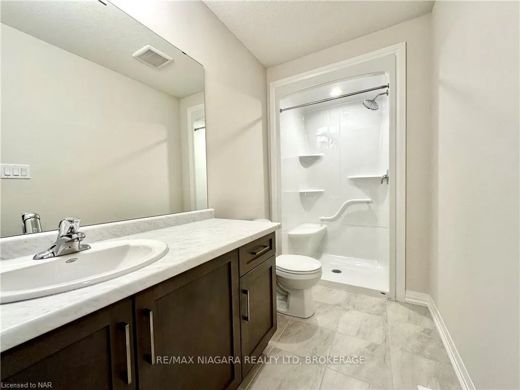 Photo 9 of 47 Saffron Way, Pelham, Fonthill — HOMEH