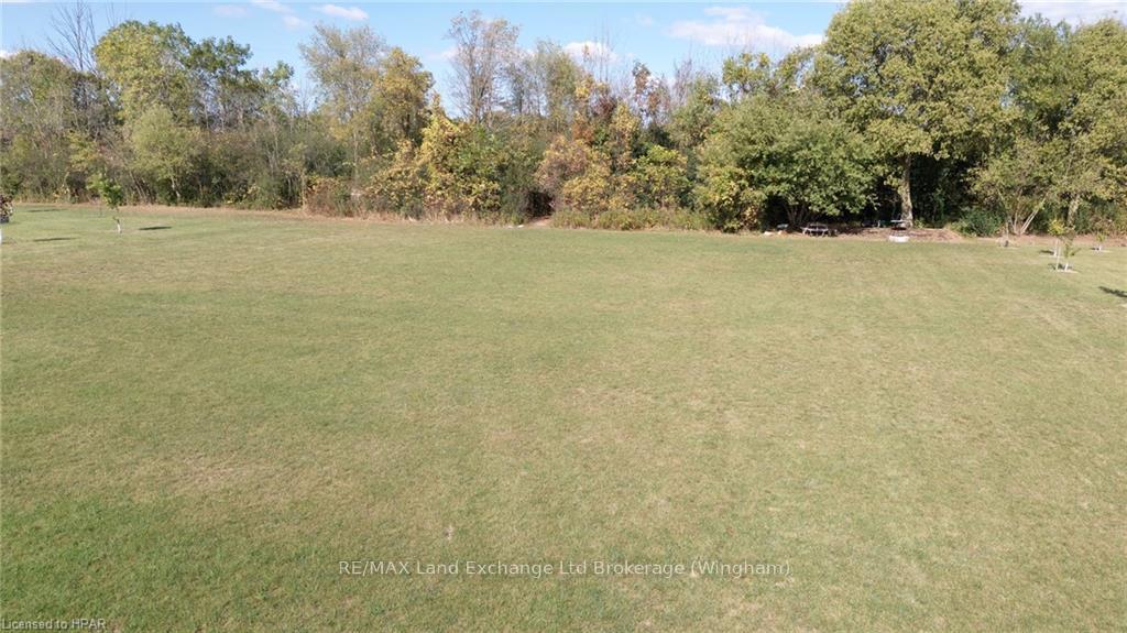 Photo 12 of 320 Turnberry Street, North Huron, Wingham — HOMEH