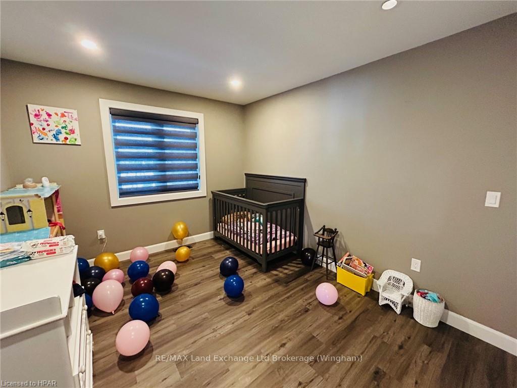Photo 23 of 320 Turnberry Street, North Huron, Wingham — HOMEH