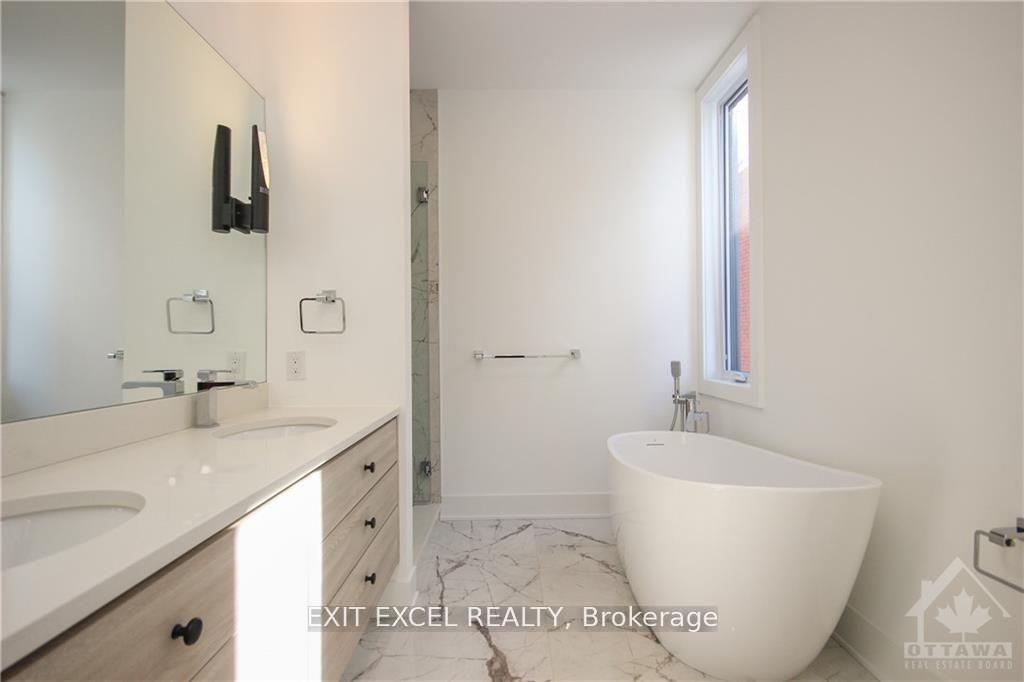 Photo 14 of 166 Ivy Crescent, Ottawa, Lindenlea — HOMEH