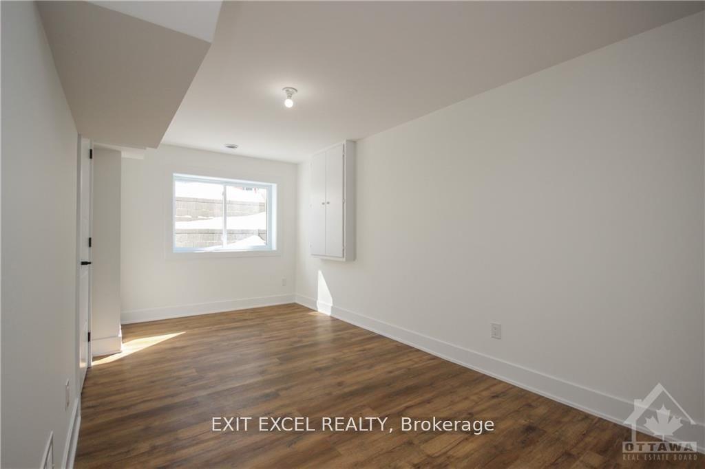 Photo 25 of 166 Ivy Crescent, Ottawa, Lindenlea — HOMEH