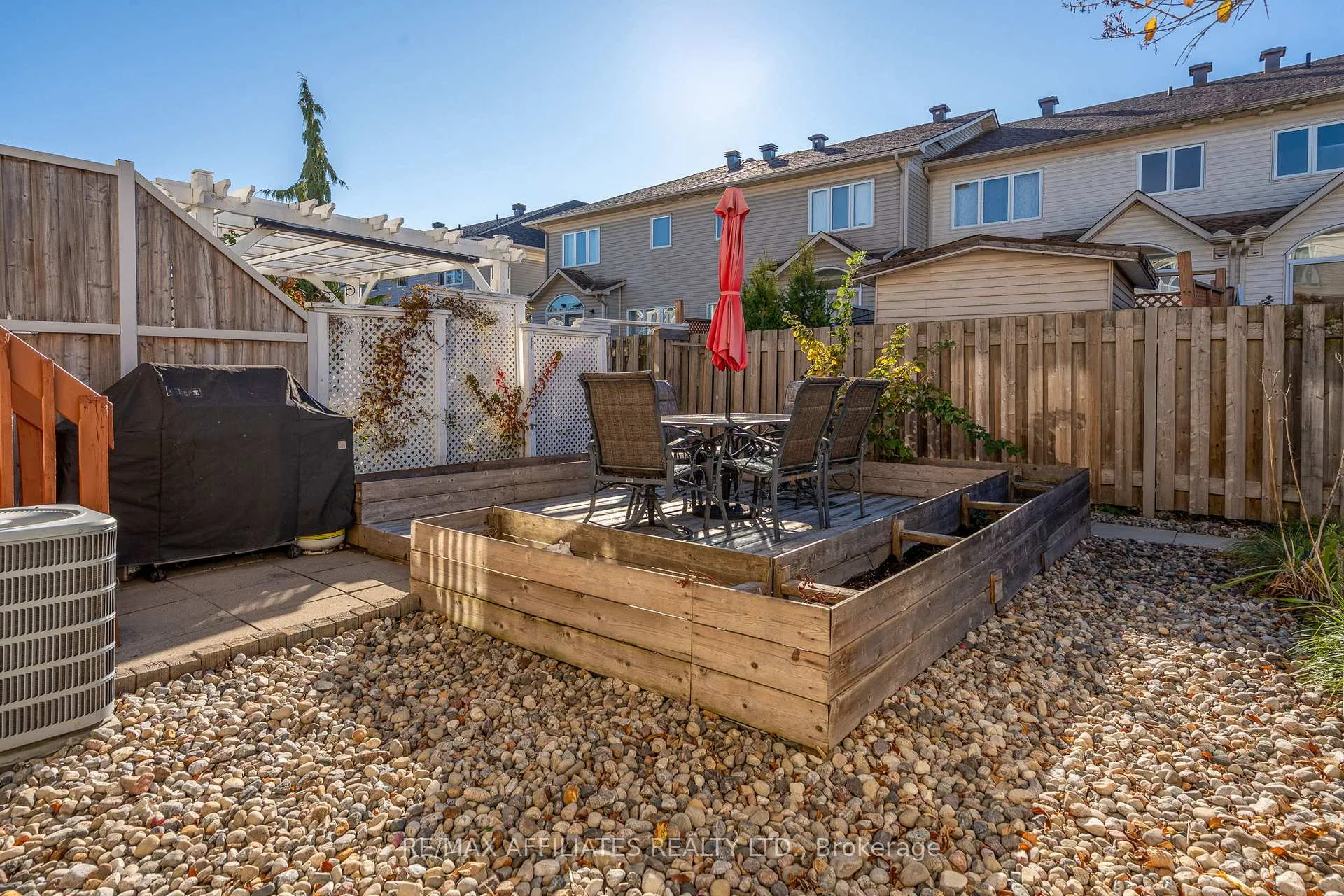 Photo 31 of 1031 Capreol Street, Ottawa, Avalon East — HOMEH