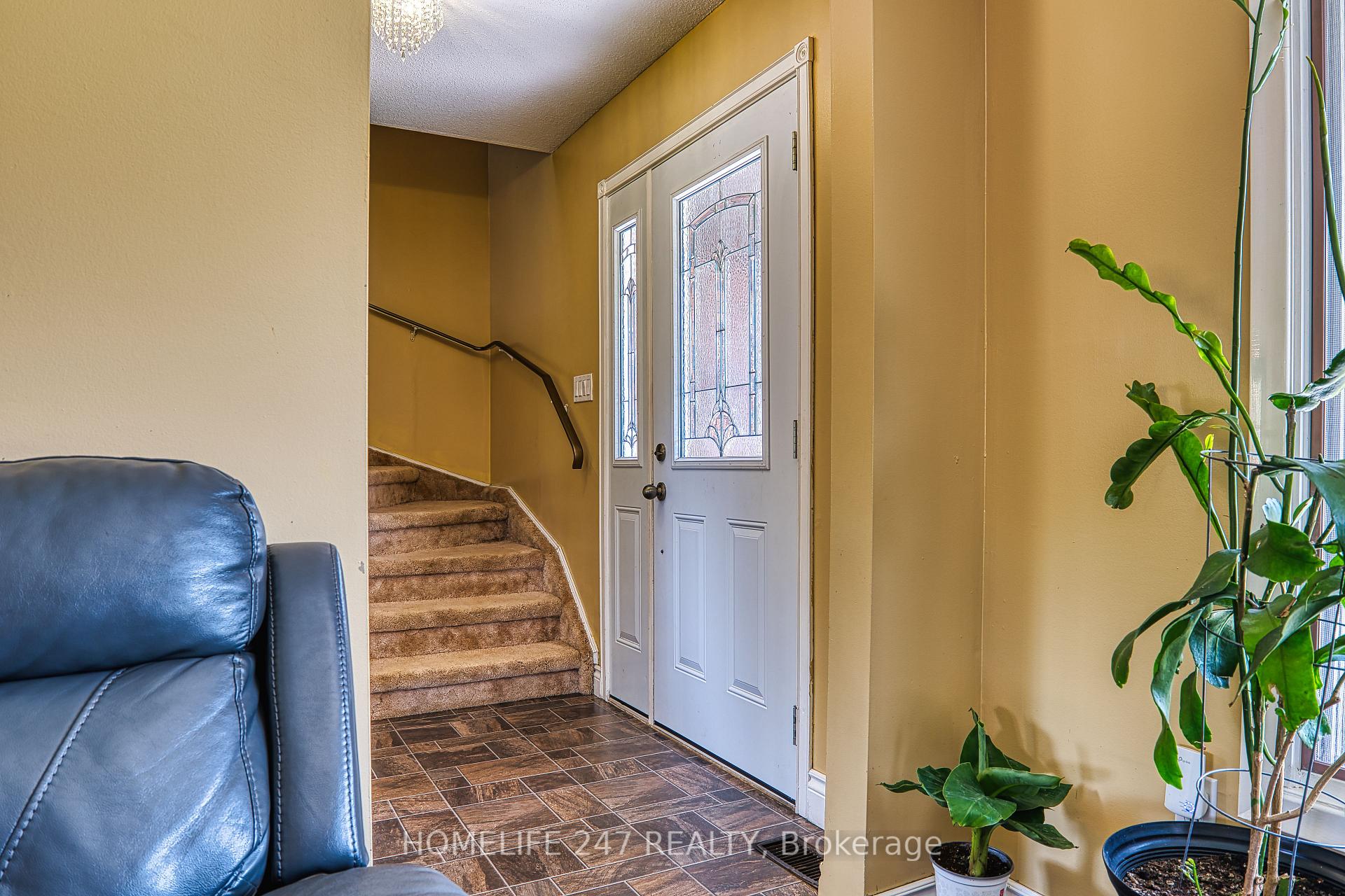 Photo 9 of 475 Victoria Avenue S, North Perth, Listowel — HOMEH