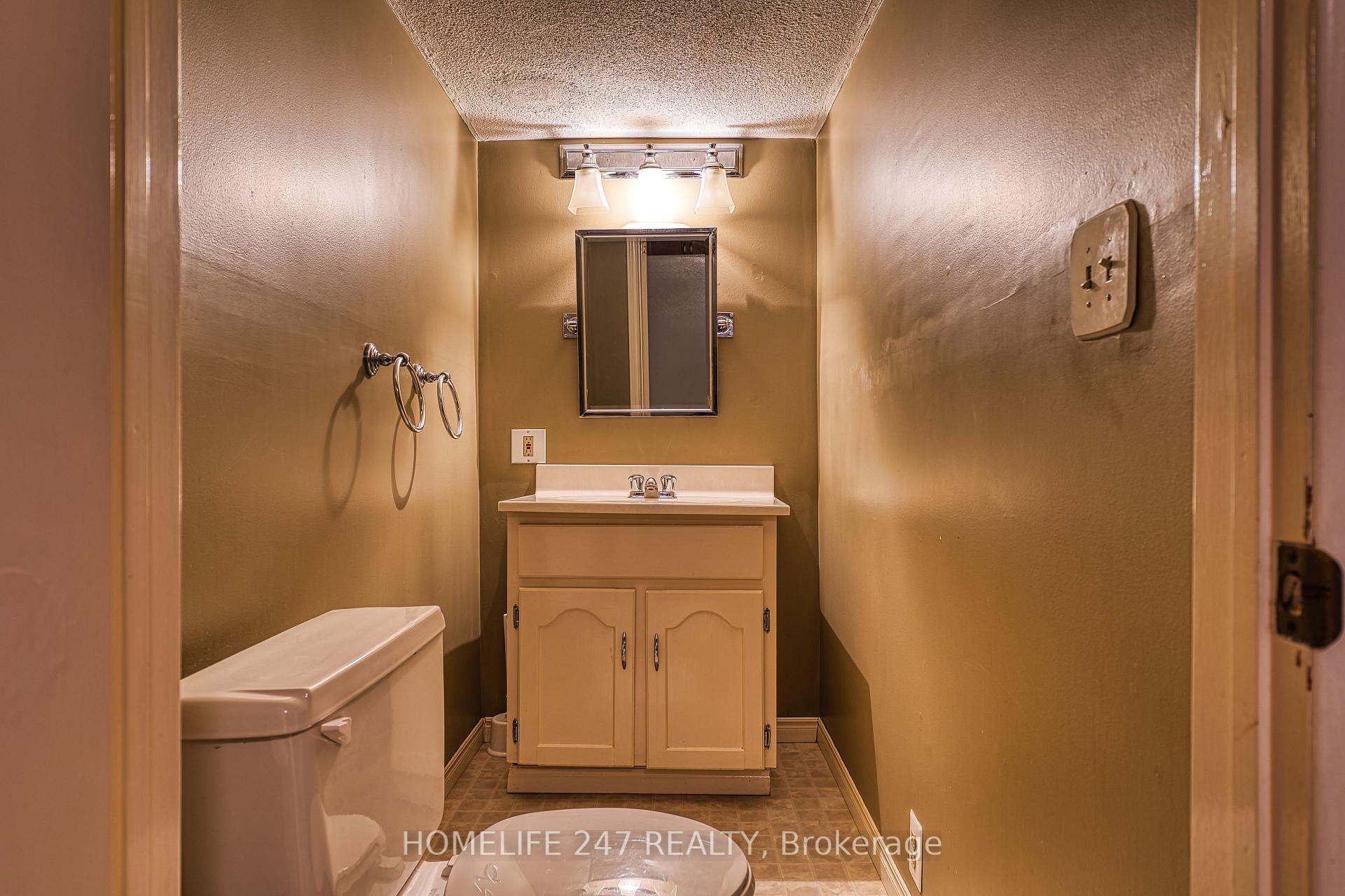 Photo 30 of 475 Victoria Avenue S, North Perth, Listowel — HOMEH
