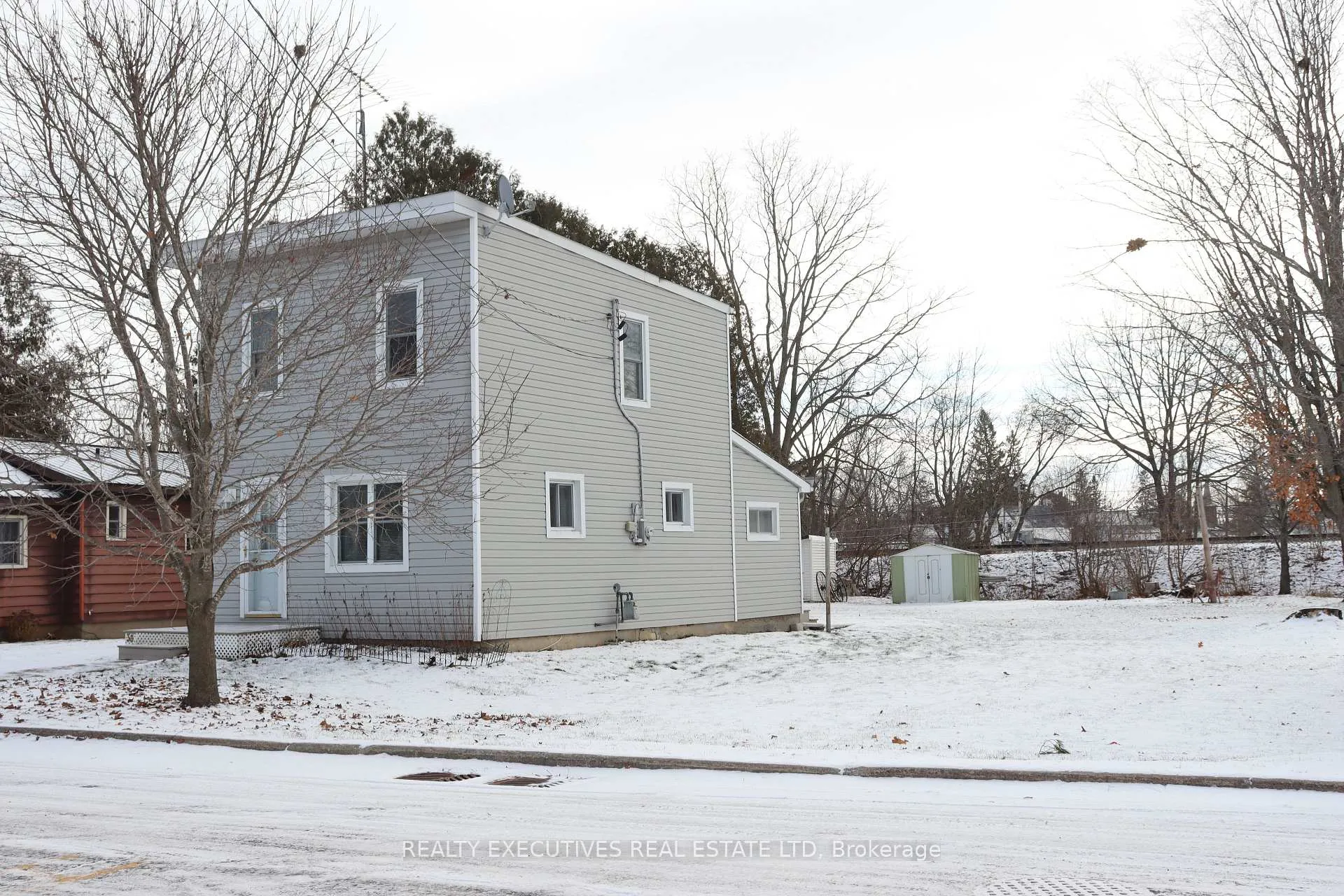 Photo 39 of 38 Hummel Street, North Dundas, Chesterville — HOMEH