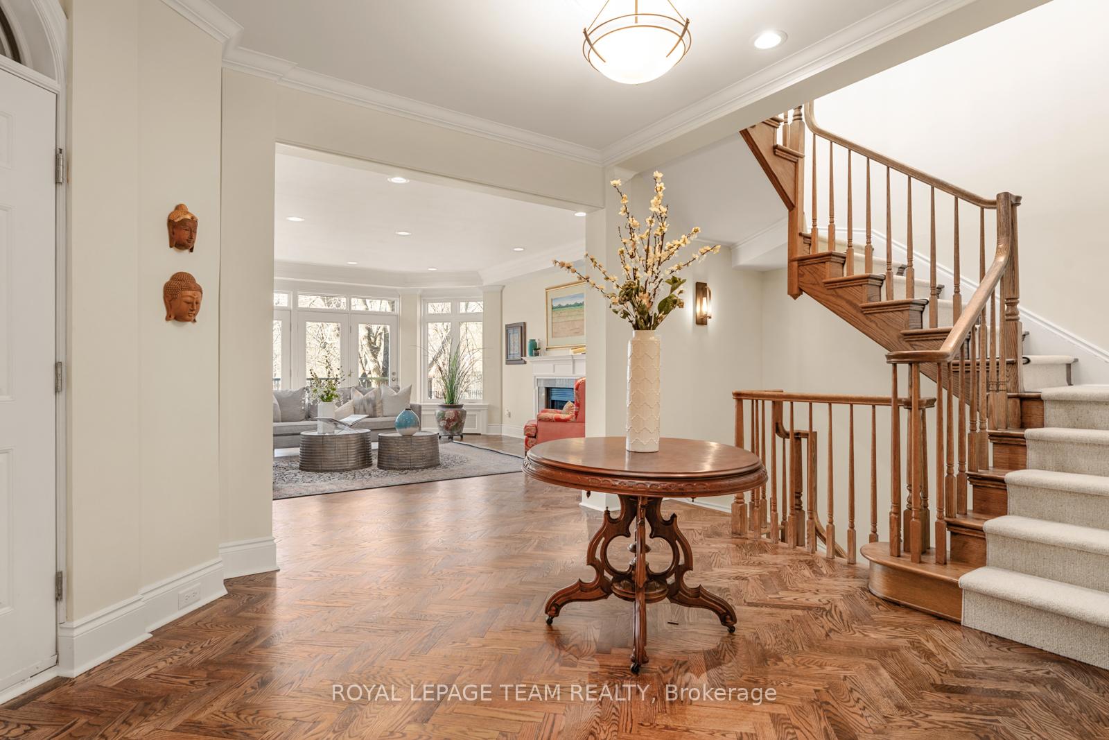 Photo 7 of 160 Dufferin Road, Ottawa, Lindenlea — HOMEH