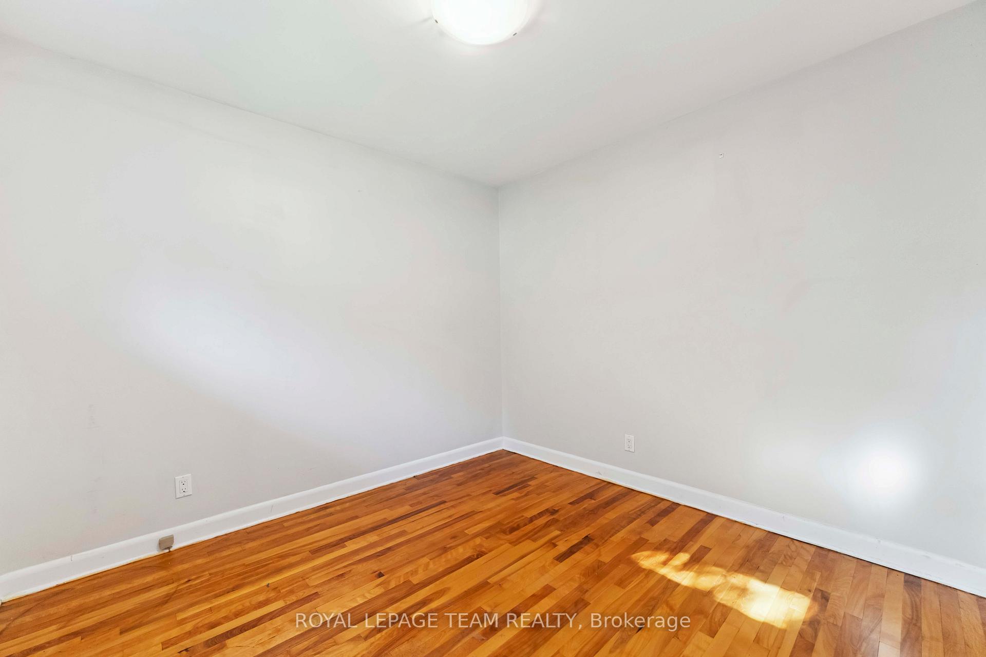 Photo 20 of Unit 1, 1271 Highgate Road S, Ottawa, Parkway Park — HOMEH