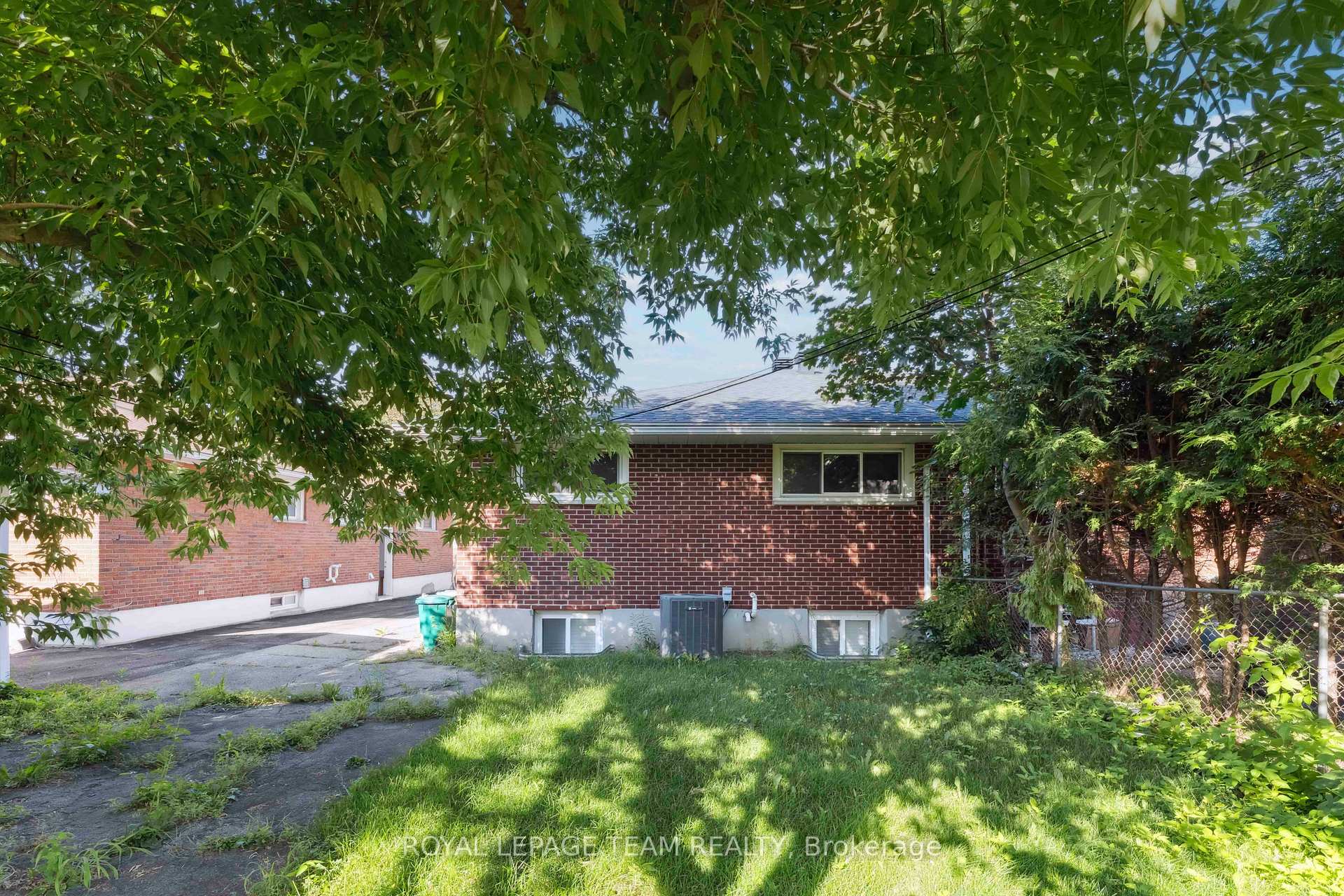 Photo 29 of Unit 1, 1271 Highgate Road S, Ottawa, Parkway Park — HOMEH
