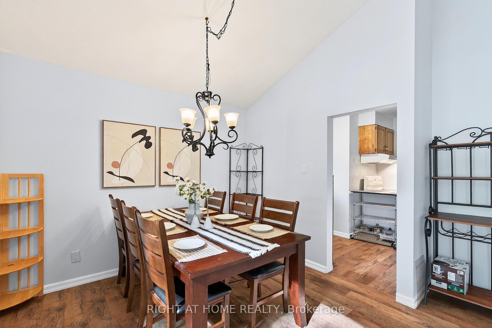 Photo 13 of 1153 Adirondack Drive, Ottawa, Kenson Park — HOMEH