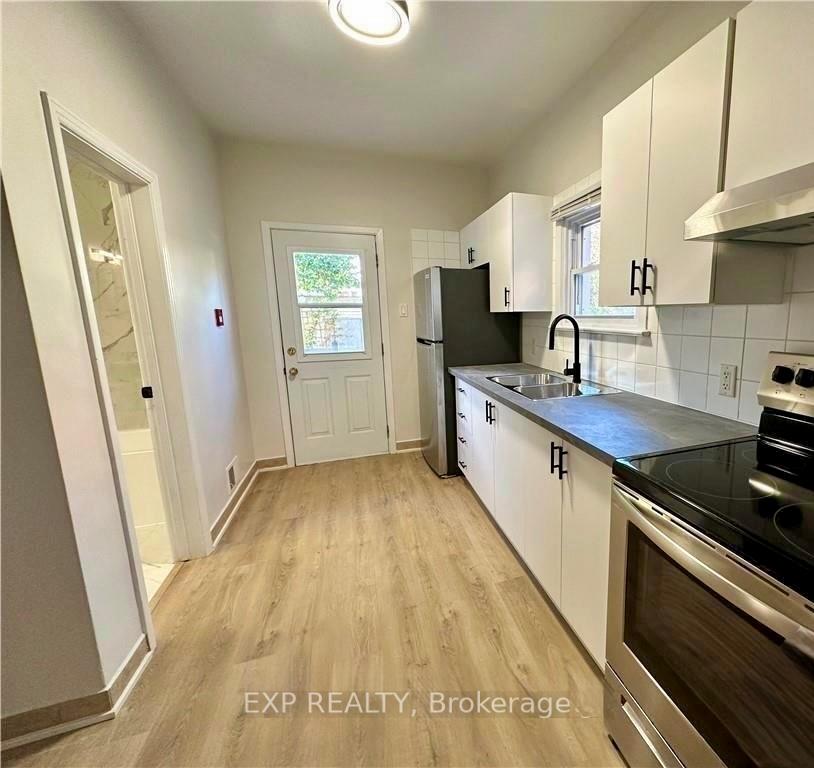 Photo 2 of Unit 3, 162 Ivy Crescent, Ottawa, Lindenlea — HOMEH