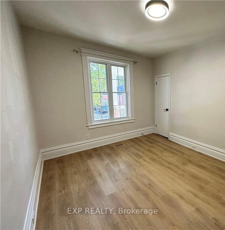 Photo 6 of Unit 3, 162 Ivy Crescent, Ottawa, Lindenlea — HOMEH