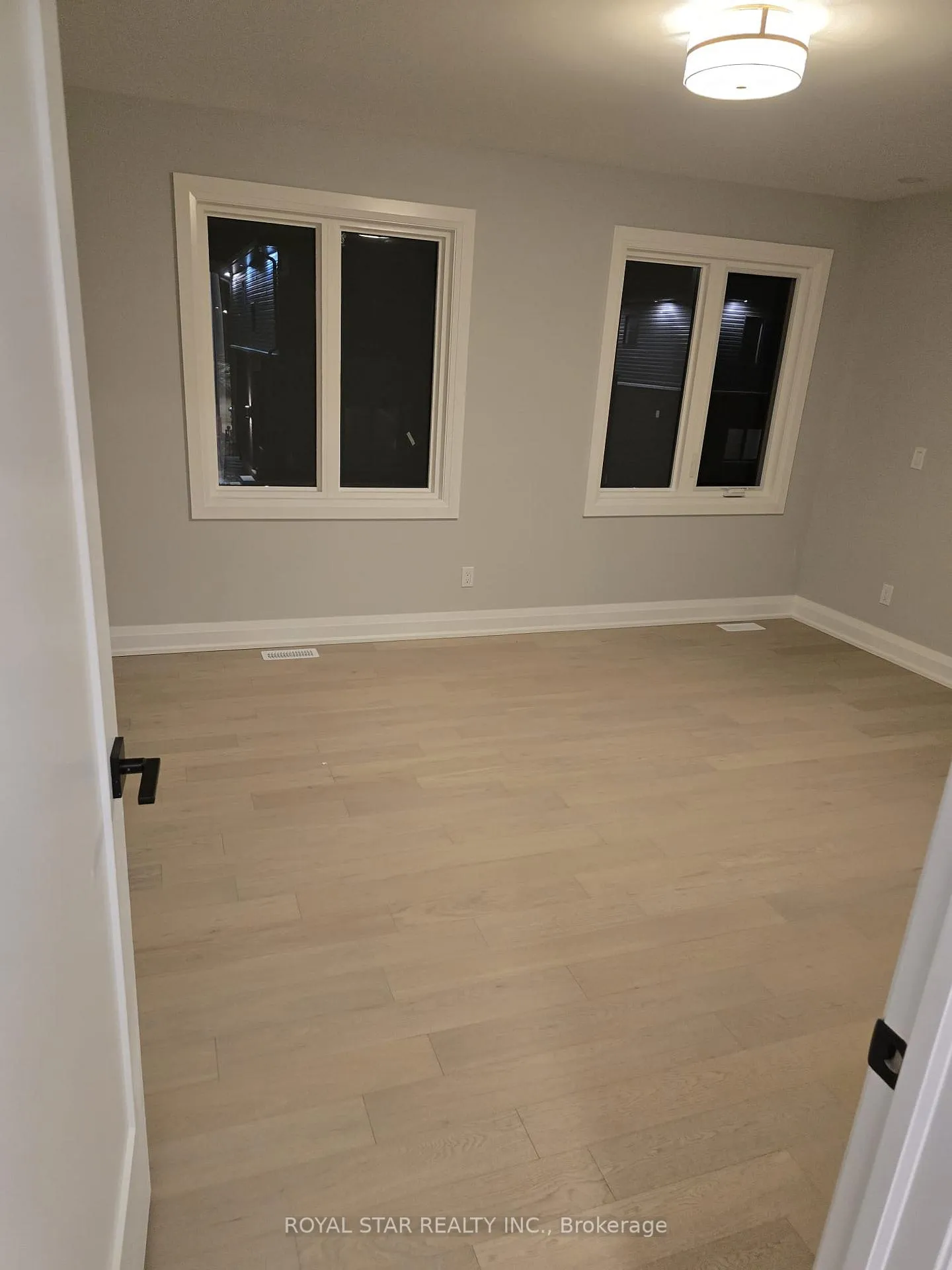 Photo 11 of Unit Upper, 6505 Alexa Common, Niagara Falls, Chippawa — HOMEH
