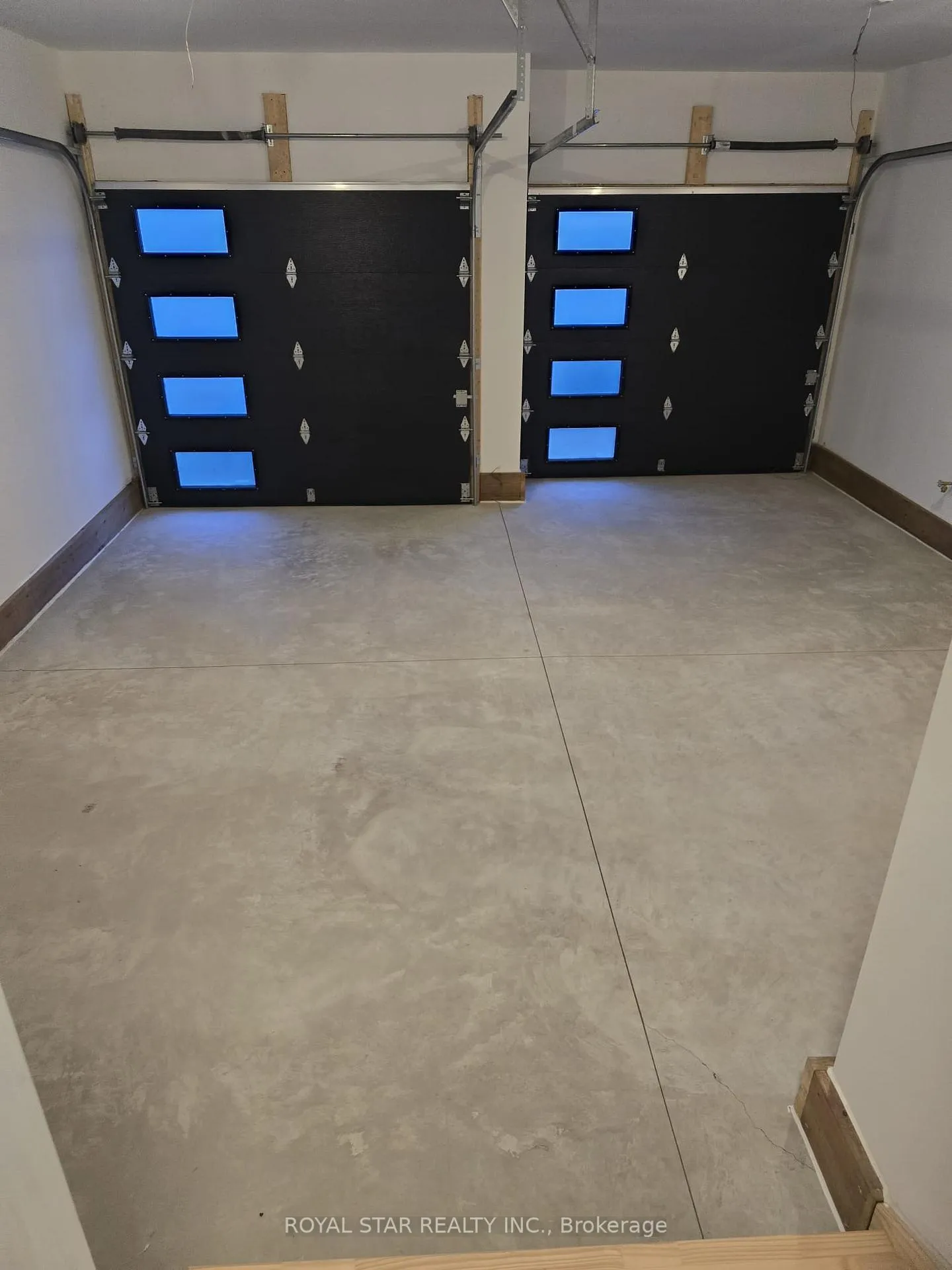 Photo 14 of Unit Upper, 6505 Alexa Common, Niagara Falls, Chippawa — HOMEH