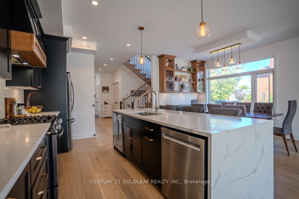Photo 7 of 30 King George Street, Ottawa, Overbrook — HOMEH
