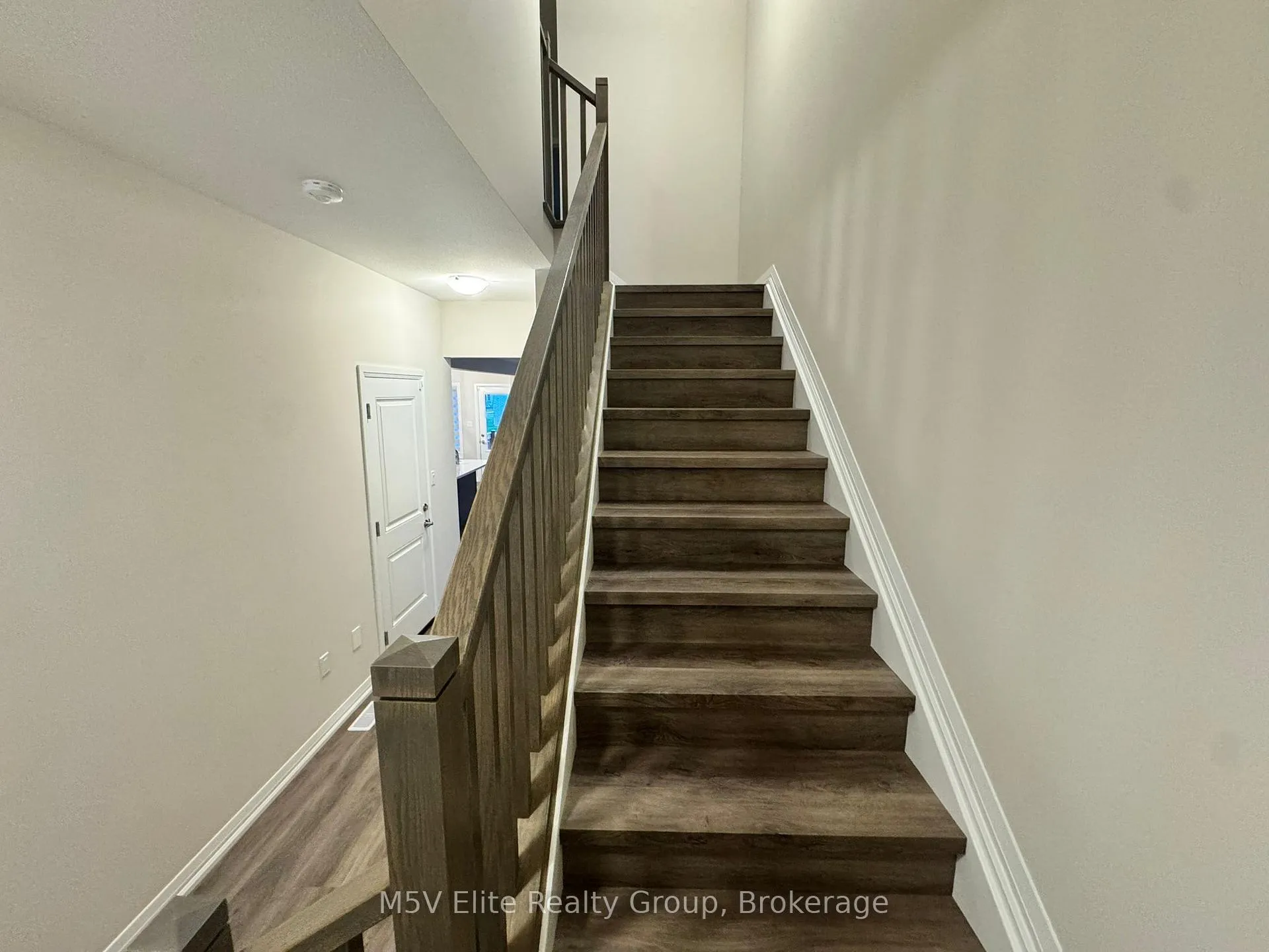 Photo 4 of 73 Marie Street, Pelham, Fonthill — HOMEH