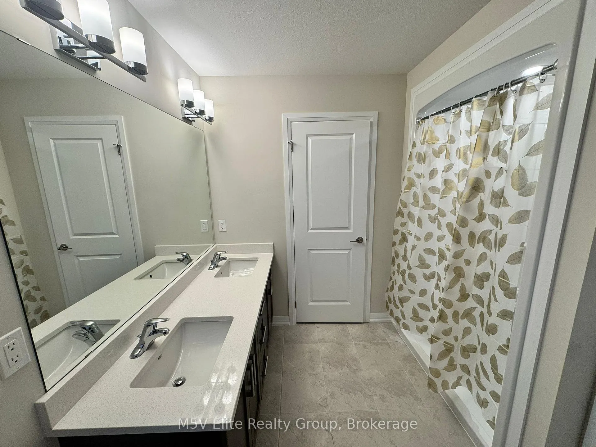 Photo 7 of 73 Marie Street, Pelham, Fonthill — HOMEH