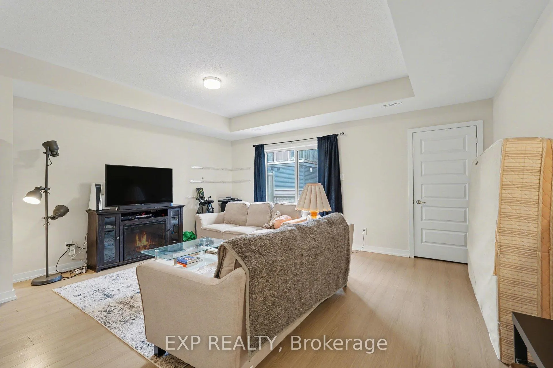 Photo 7 of 249 David Lewis Private, Ottawa, Avalon West — HOMEH