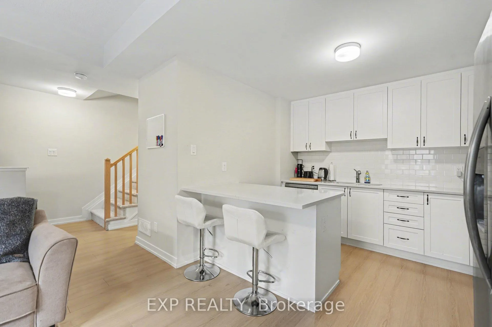 Photo 8 of 249 David Lewis Private, Ottawa, Avalon West — HOMEH