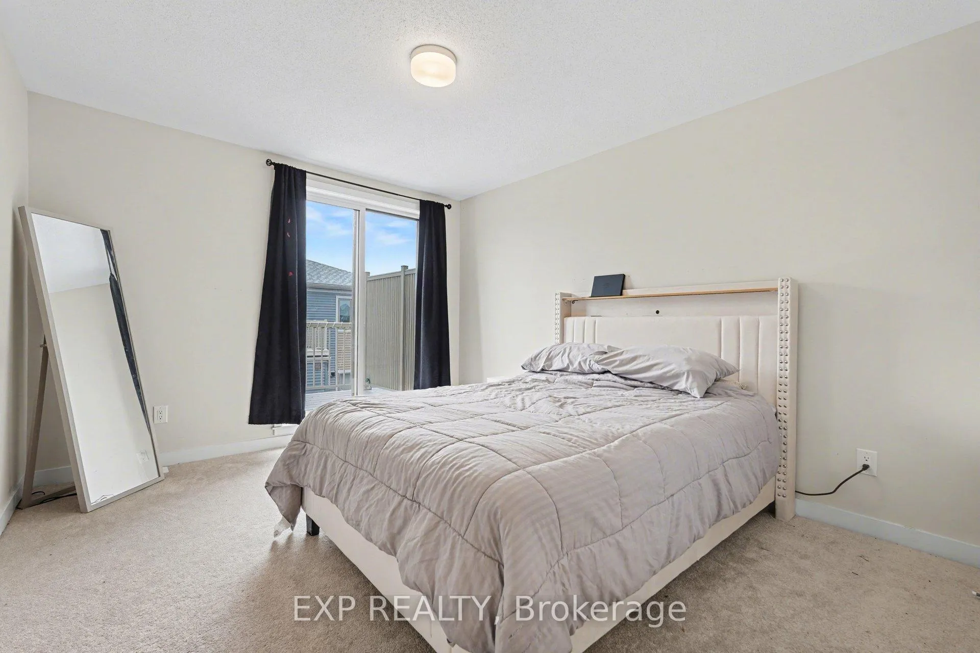 Photo 15 of 249 David Lewis Private, Ottawa, Avalon West — HOMEH