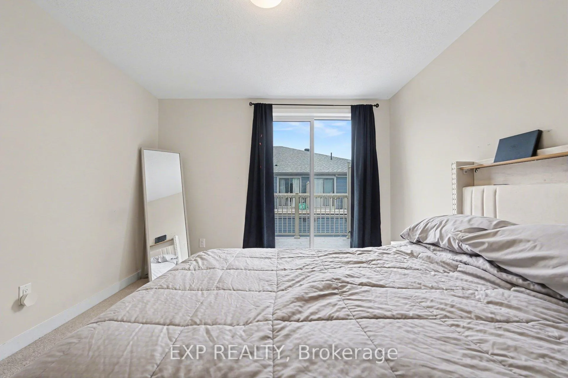Photo 16 of 249 David Lewis Private, Ottawa, Avalon West — HOMEH