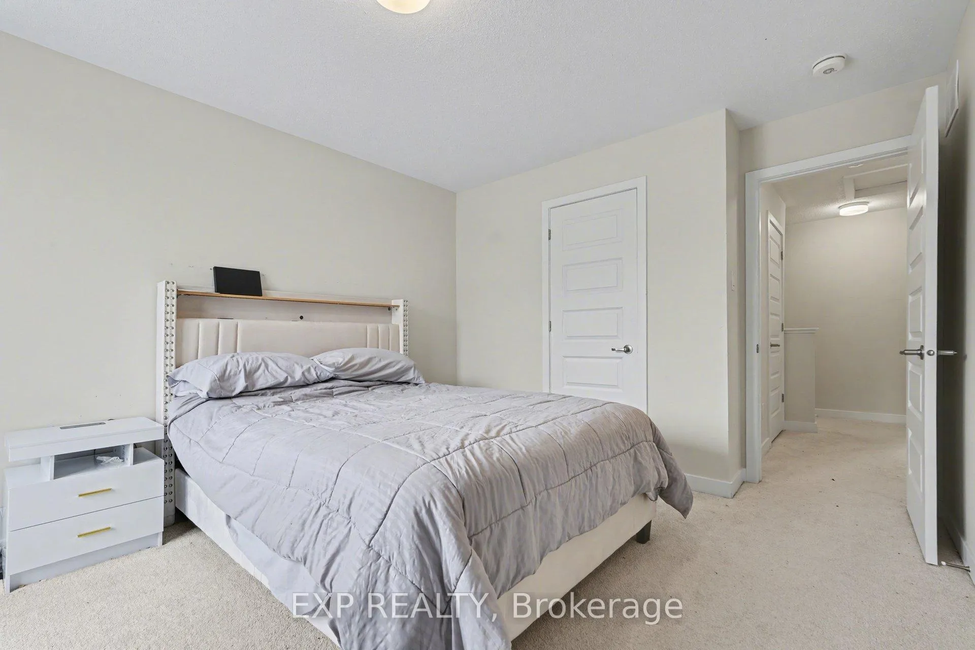 Photo 17 of 249 David Lewis Private, Ottawa, Avalon West — HOMEH