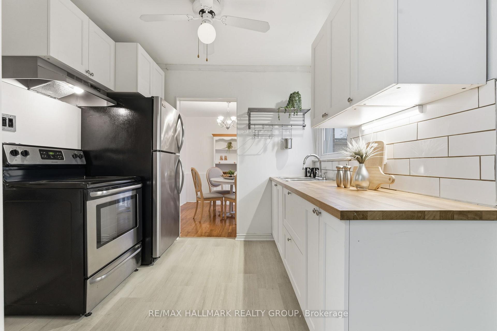 Photo 11 of 800 Cummings Avenue, Ottawa, Castle Heights/Rideau High — HOMEH