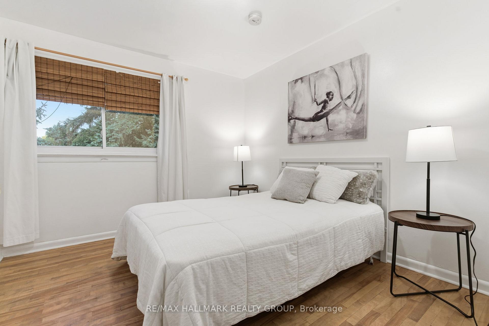 Photo 18 of 800 Cummings Avenue, Ottawa, Castle Heights/Rideau High — HOMEH