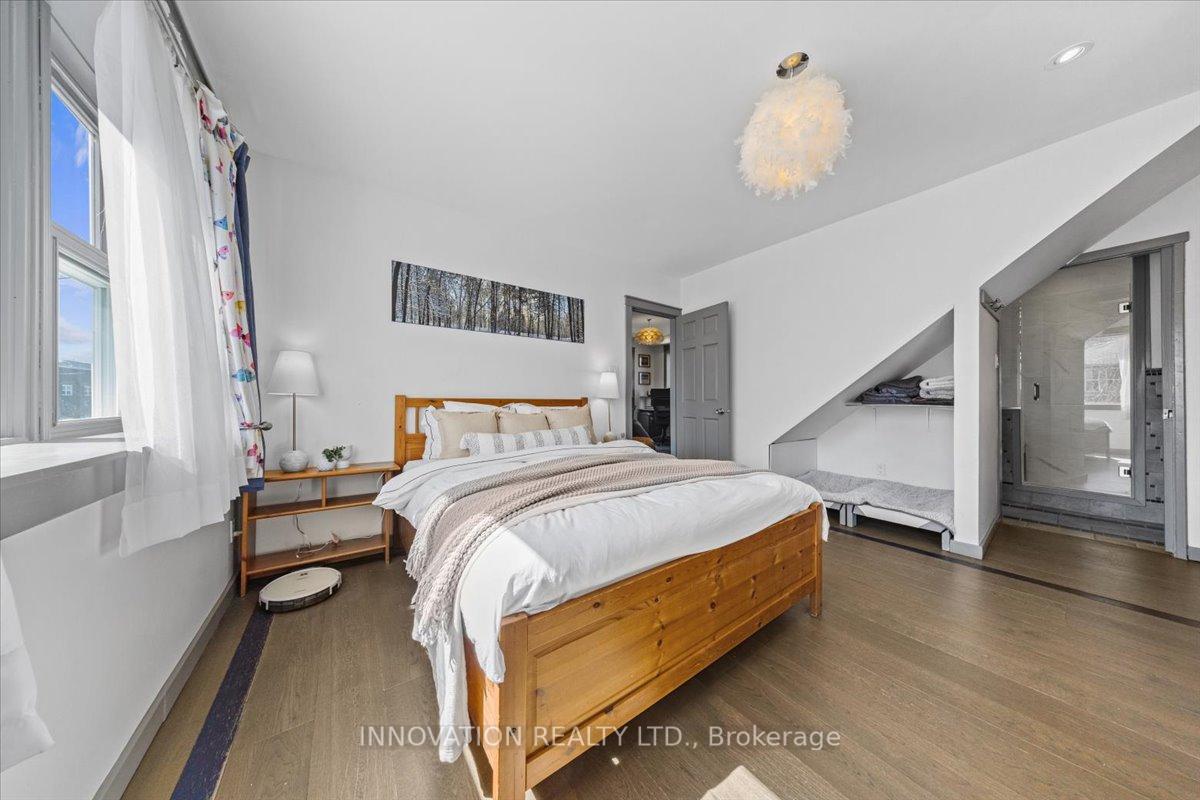 Photo 19 of 202 Ivy Crescent, Ottawa, Lindenlea — HOMEH