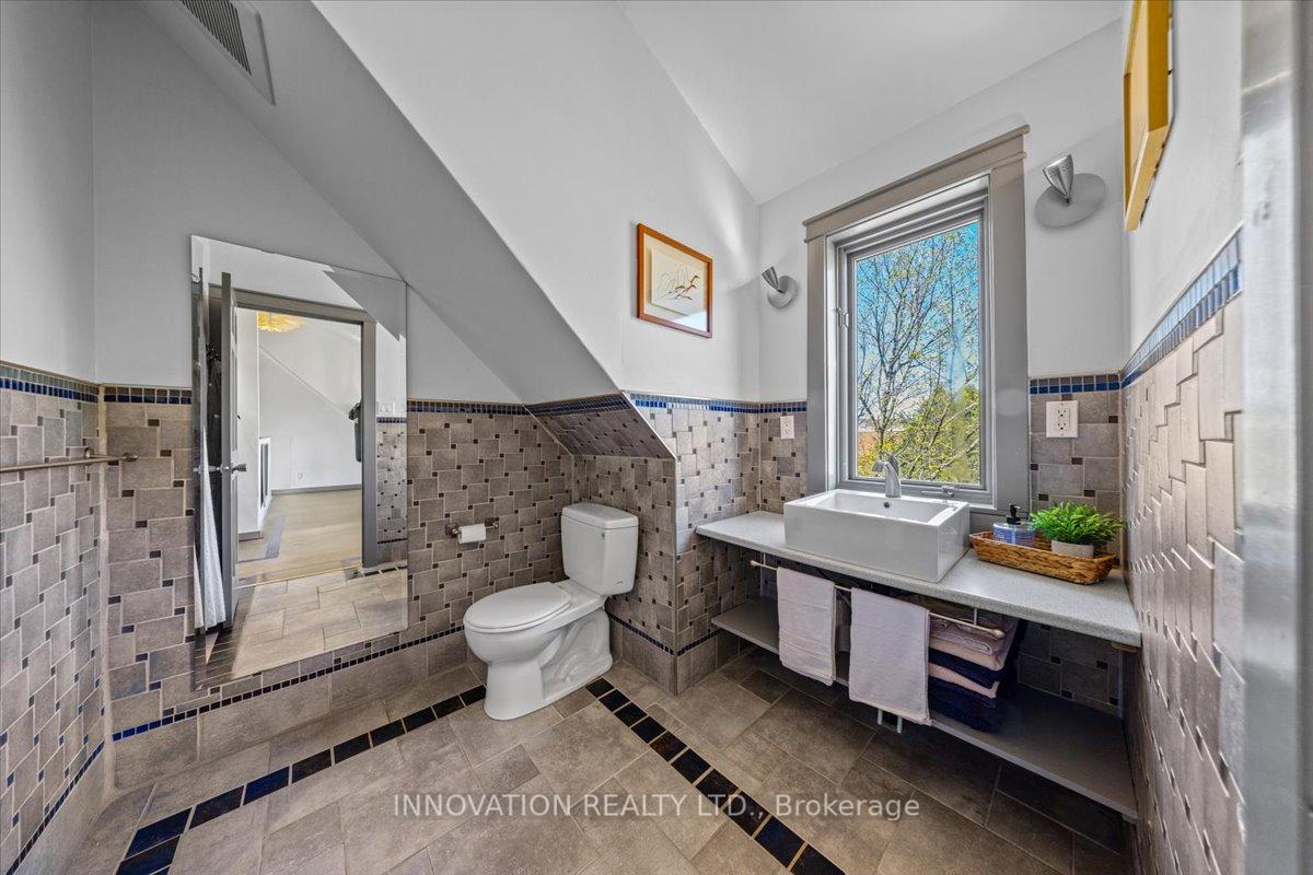 Photo 29 of 202 Ivy Crescent, Ottawa, Lindenlea — HOMEH