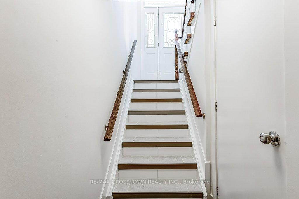 Photo 26 of 436 Dixon Boulevard, Newmarket, Central Newmarket — HOMEH