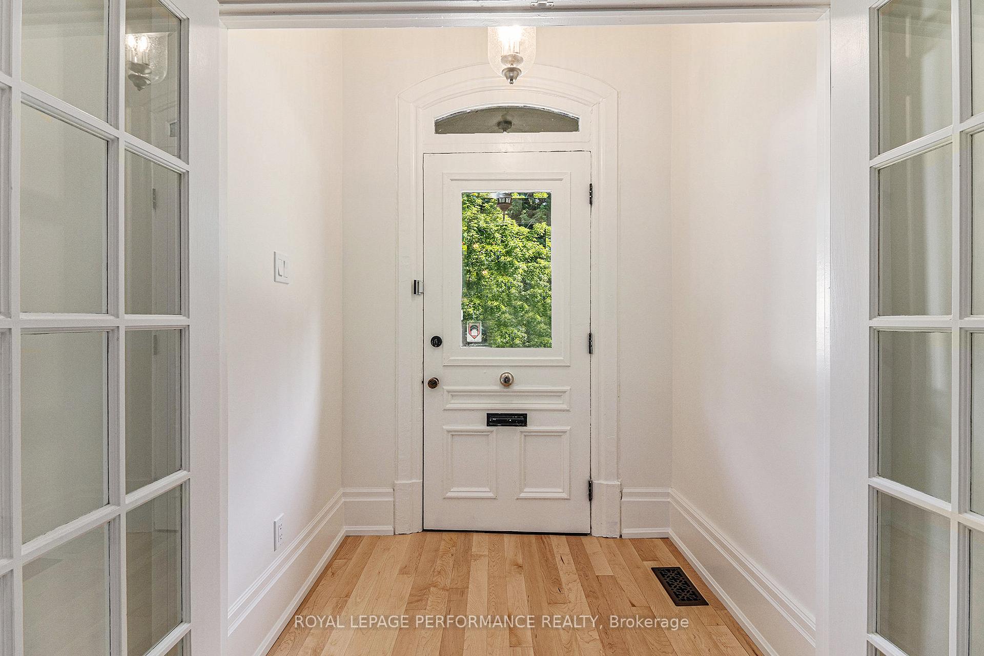 Photo 3 of 167 Mackay Street, Ottawa, New Edinburgh — HOMEH