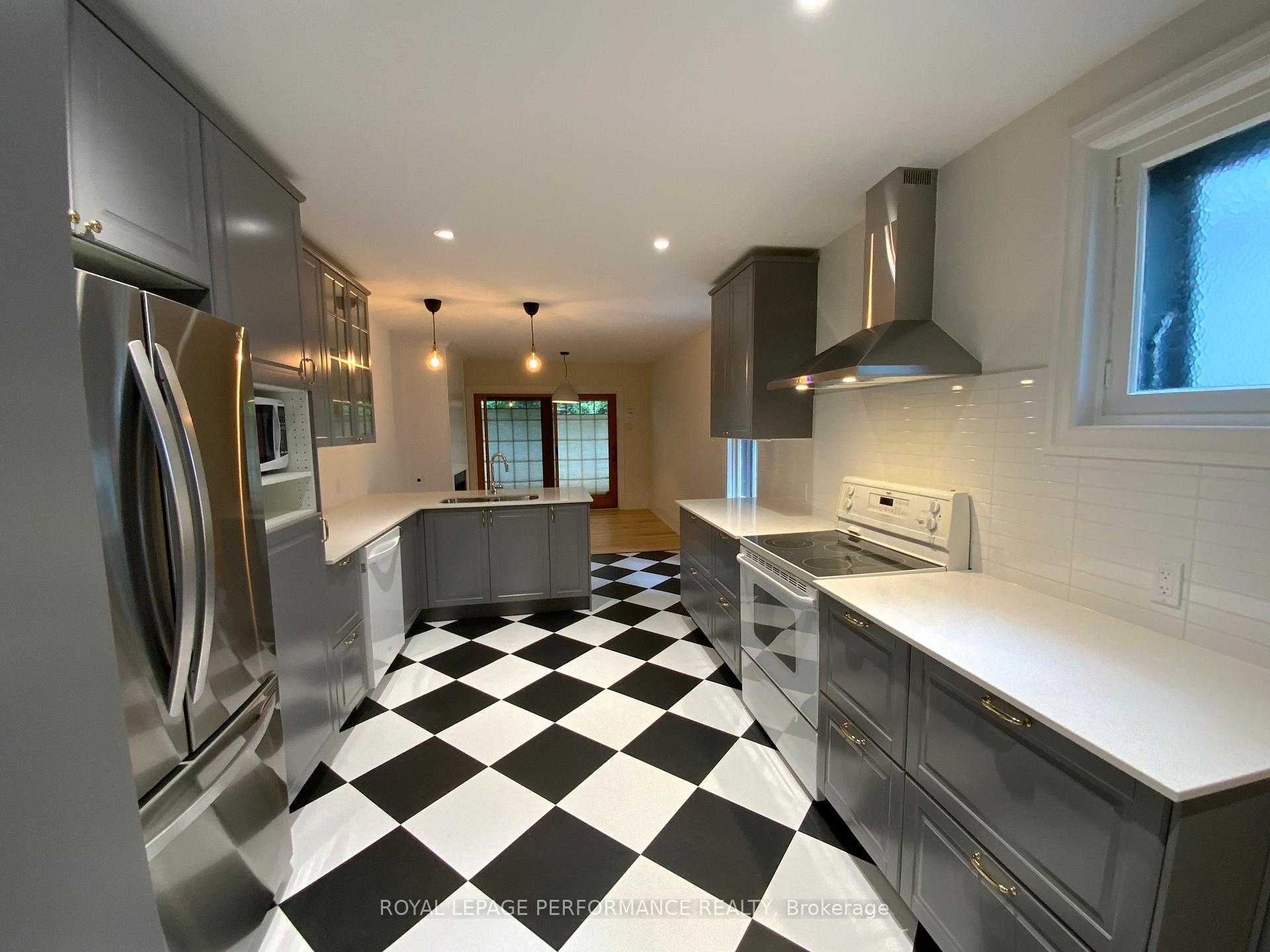 Photo 12 of 167 Mackay Street, Ottawa, New Edinburgh — HOMEH
