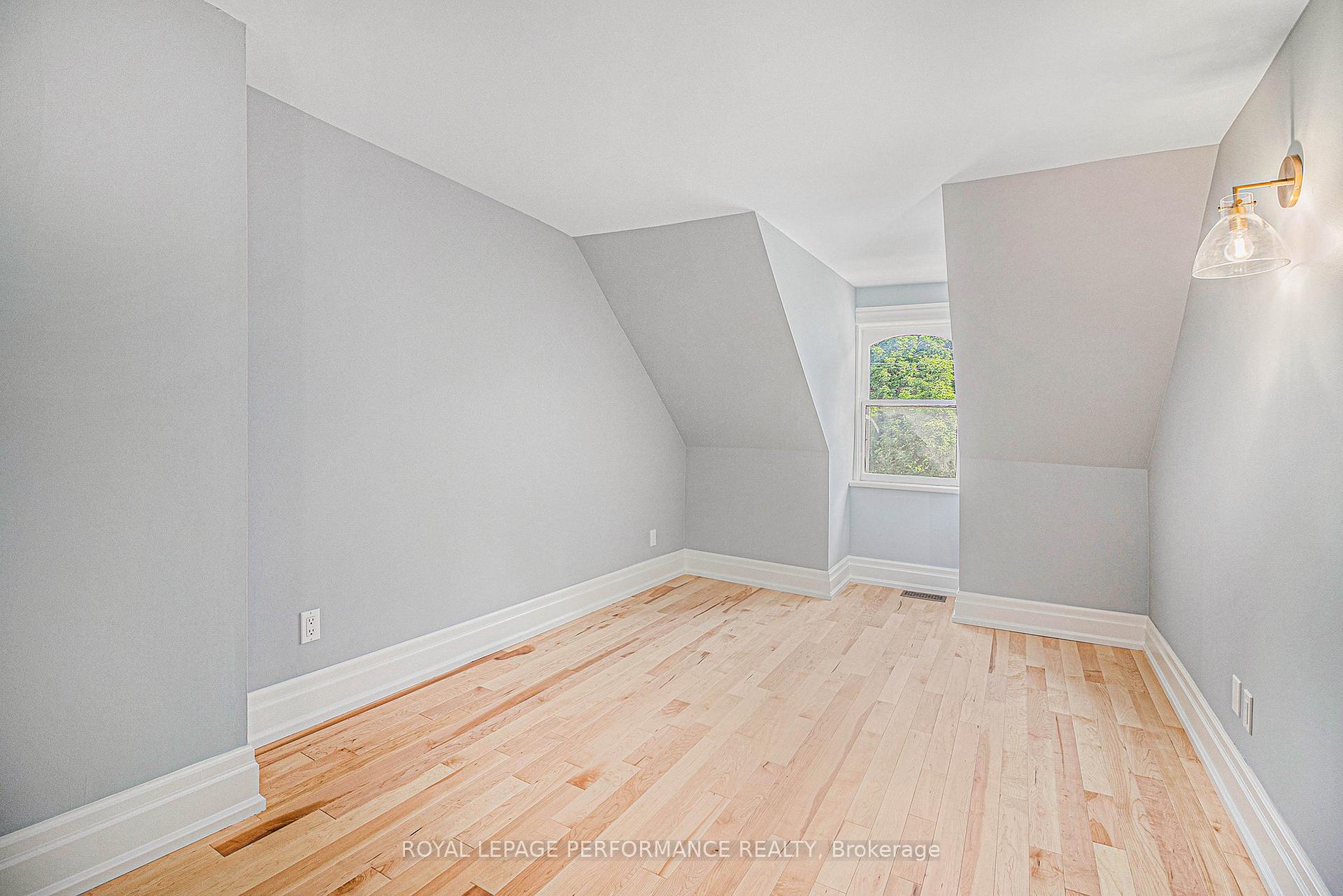 Photo 25 of 167 Mackay Street, Ottawa, New Edinburgh — HOMEH