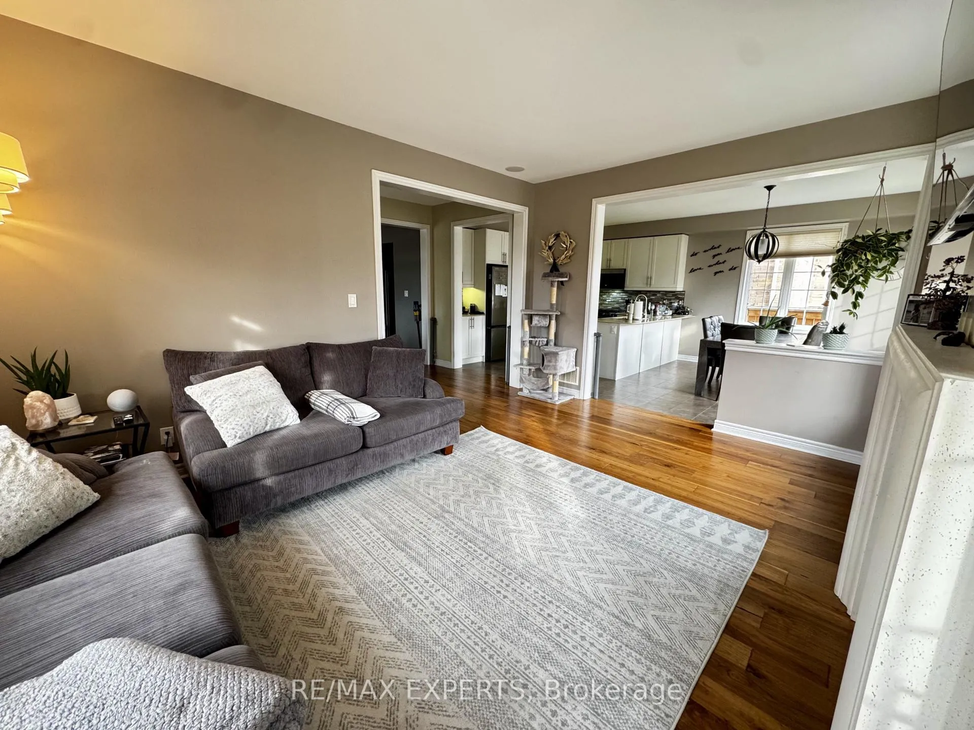 Photo 16 of 39 Mason Drive, New Tecumseth, Rural New Tecumseth — HOMEH