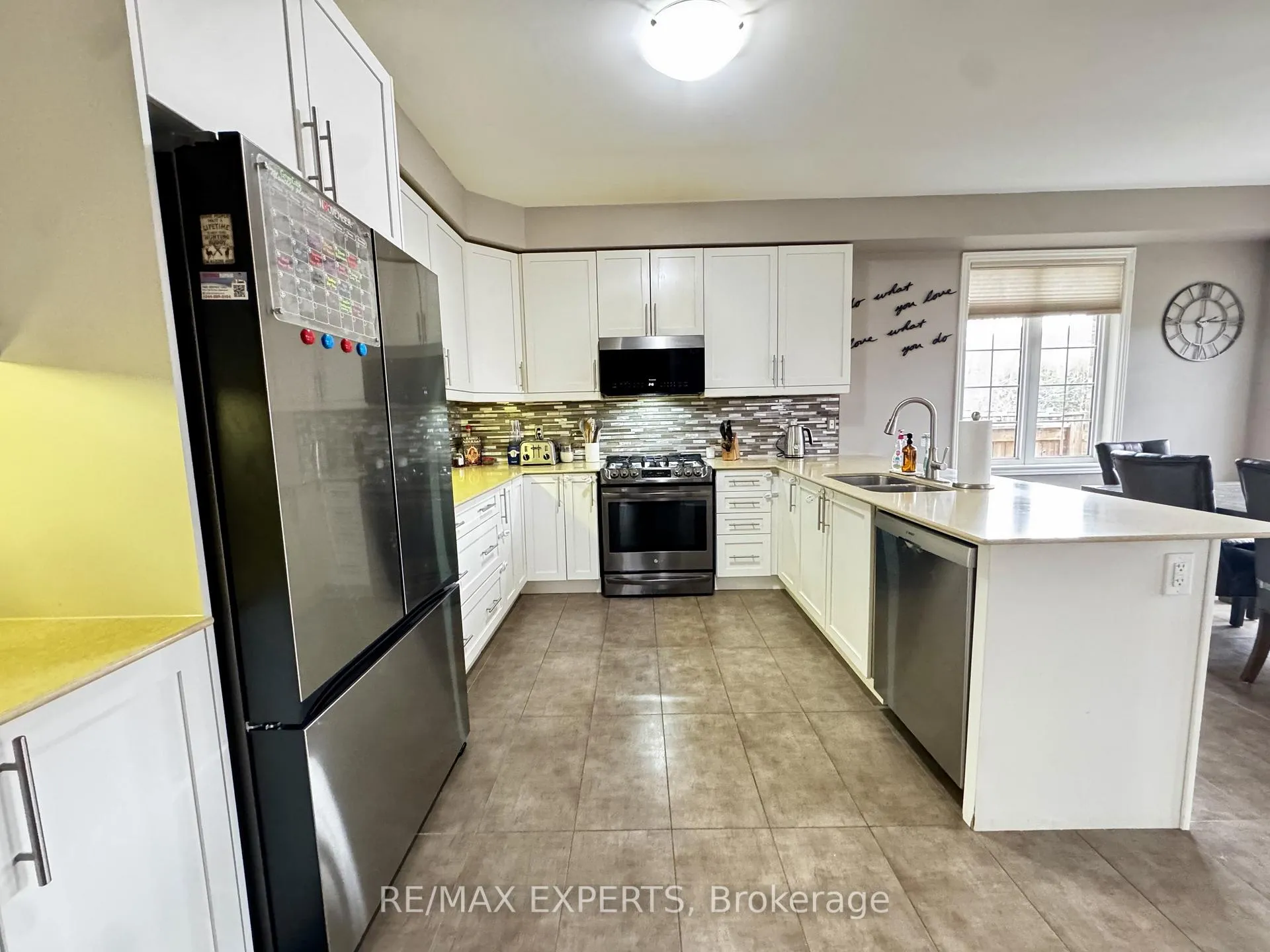 Photo 23 of 39 Mason Drive, New Tecumseth, Rural New Tecumseth — HOMEH