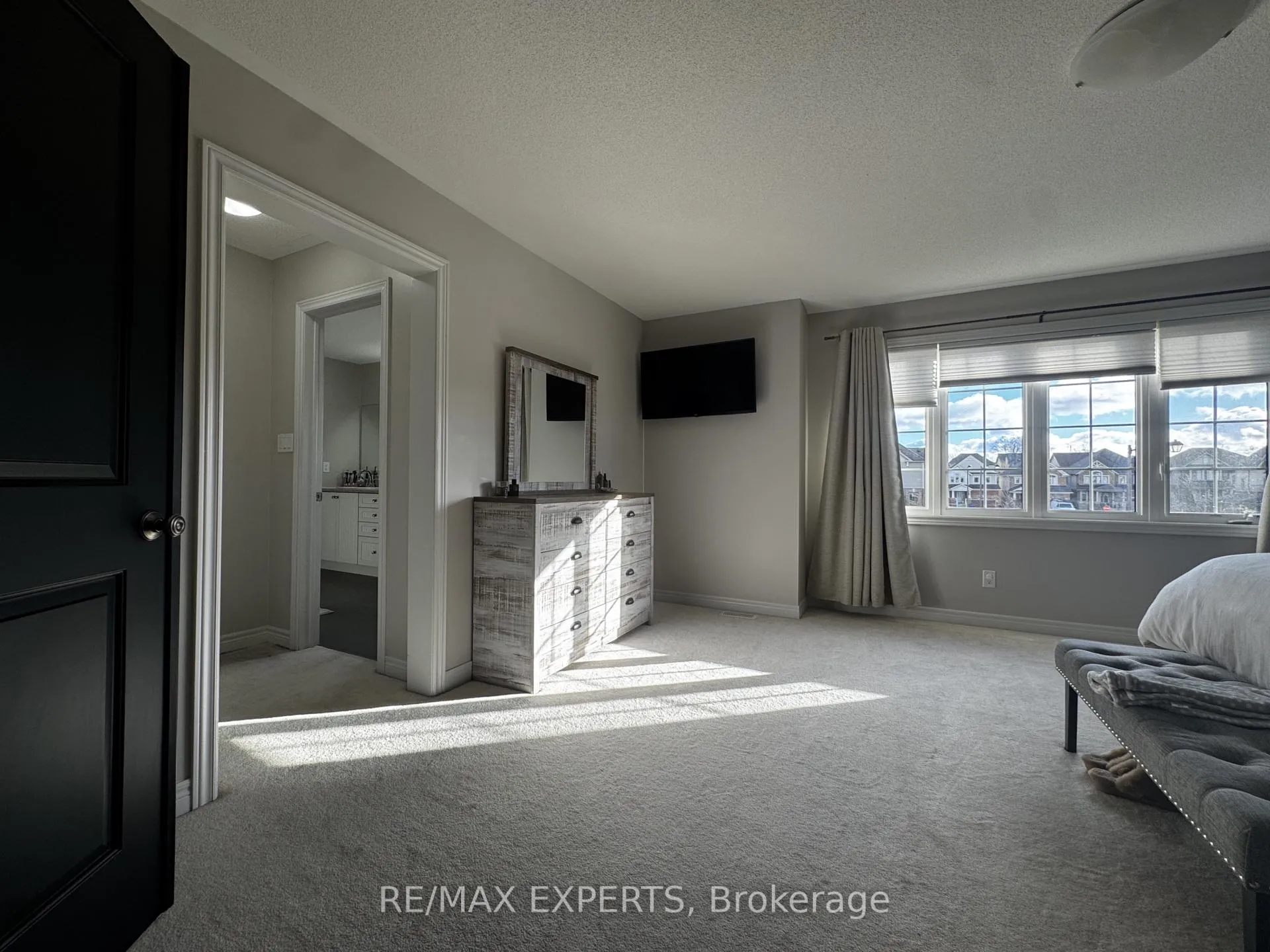 Photo 29 of 39 Mason Drive, New Tecumseth, Rural New Tecumseth — HOMEH