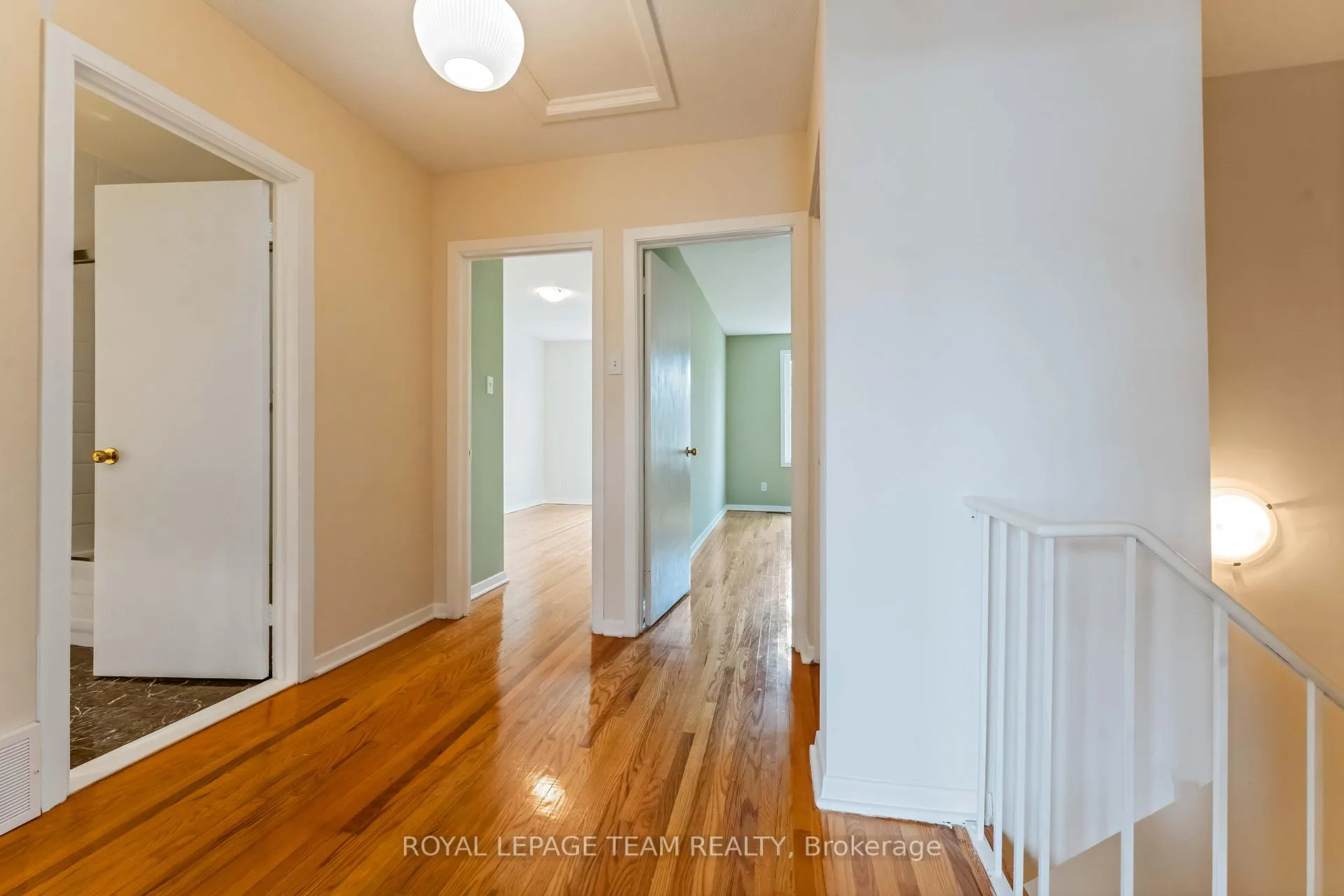 Photo 15 of 2664 Draper Avenue, Ottawa, Redwood Park — HOMEH