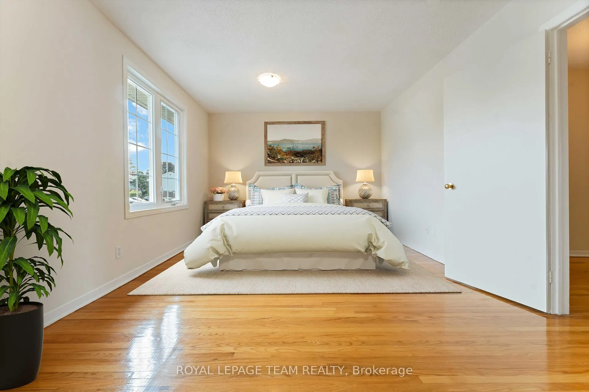 Photo 17 of 2664 Draper Avenue, Ottawa, Redwood Park — HOMEH