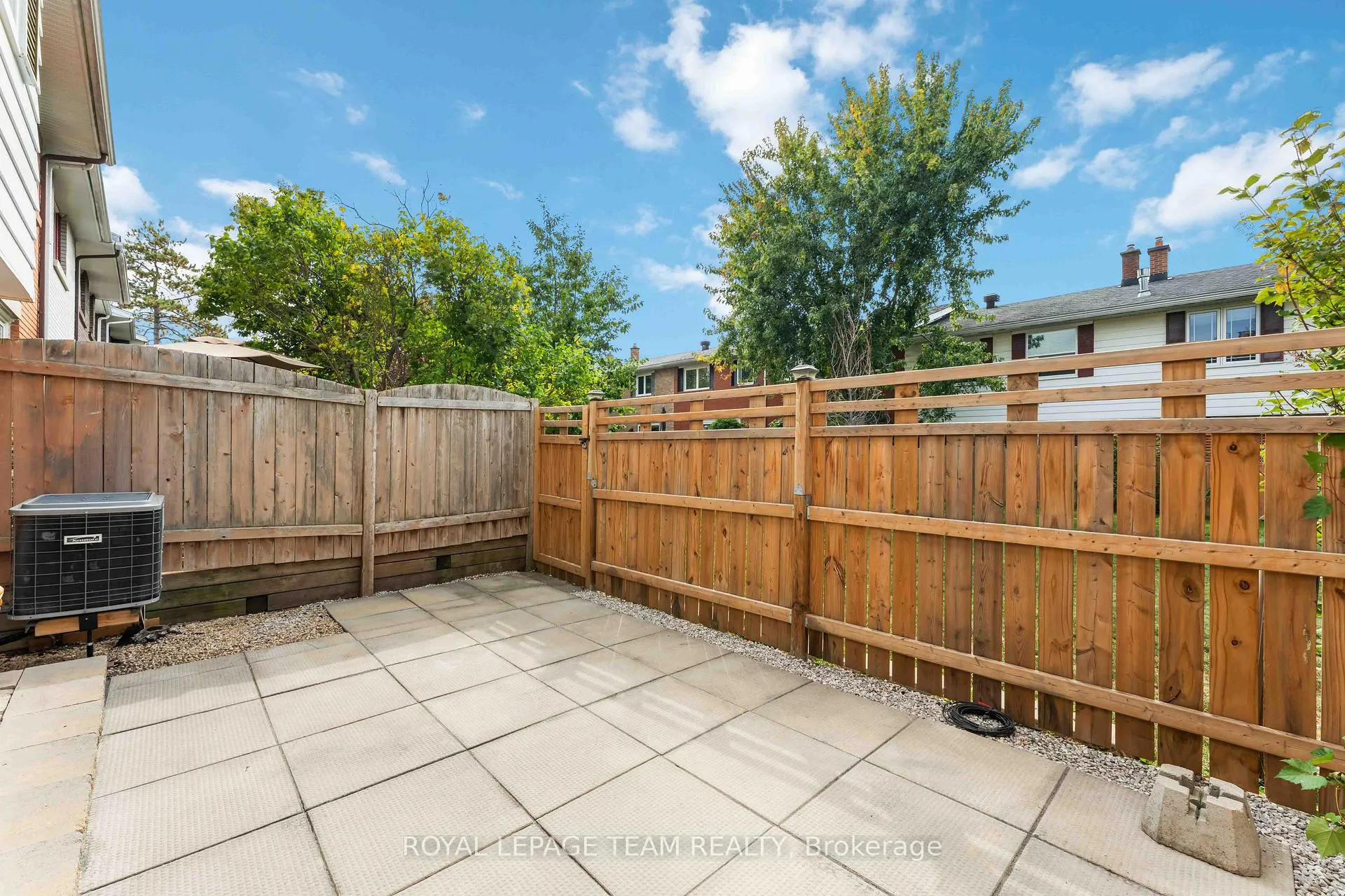 Photo 32 of 2664 Draper Avenue, Ottawa, Redwood Park — HOMEH