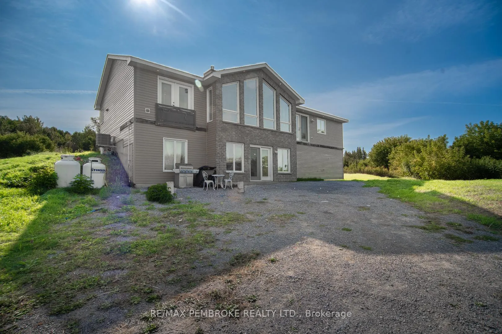 Photo 37 of 36752 41 Highway, North Algona Wilberforce, North Algona/Wilberforce Twp — HOMEH