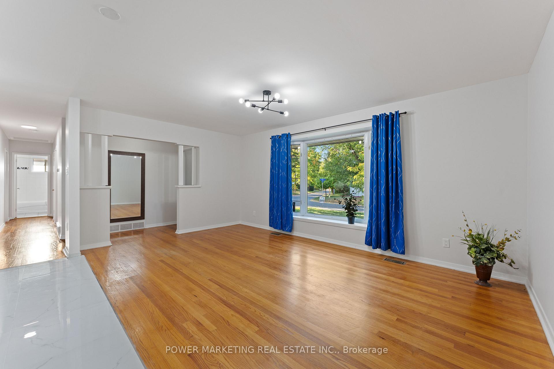 Photo 7 of 2372 Riley Avenue, Ottawa, Queensway Terrace South/Ridgeview — HOMEH