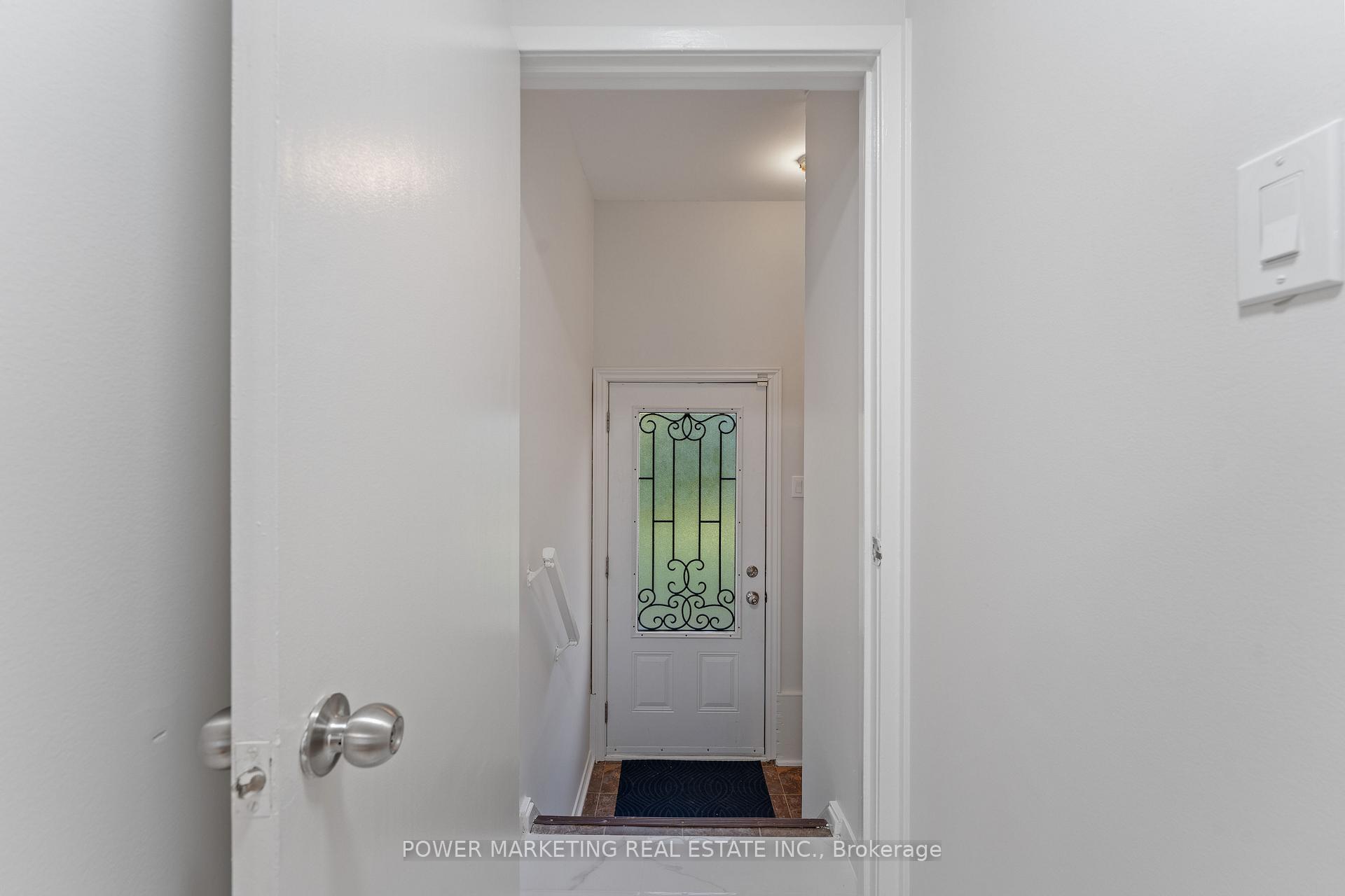 Photo 16 of 2372 Riley Avenue, Ottawa, Queensway Terrace South/Ridgeview — HOMEH