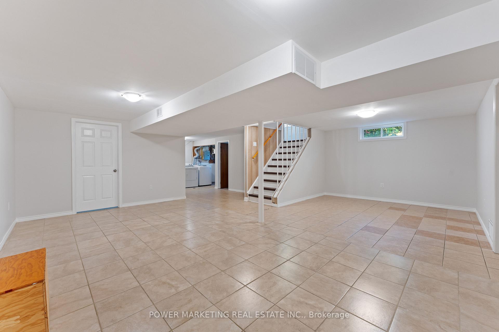 Photo 17 of 2372 Riley Avenue, Ottawa, Queensway Terrace South/Ridgeview — HOMEH