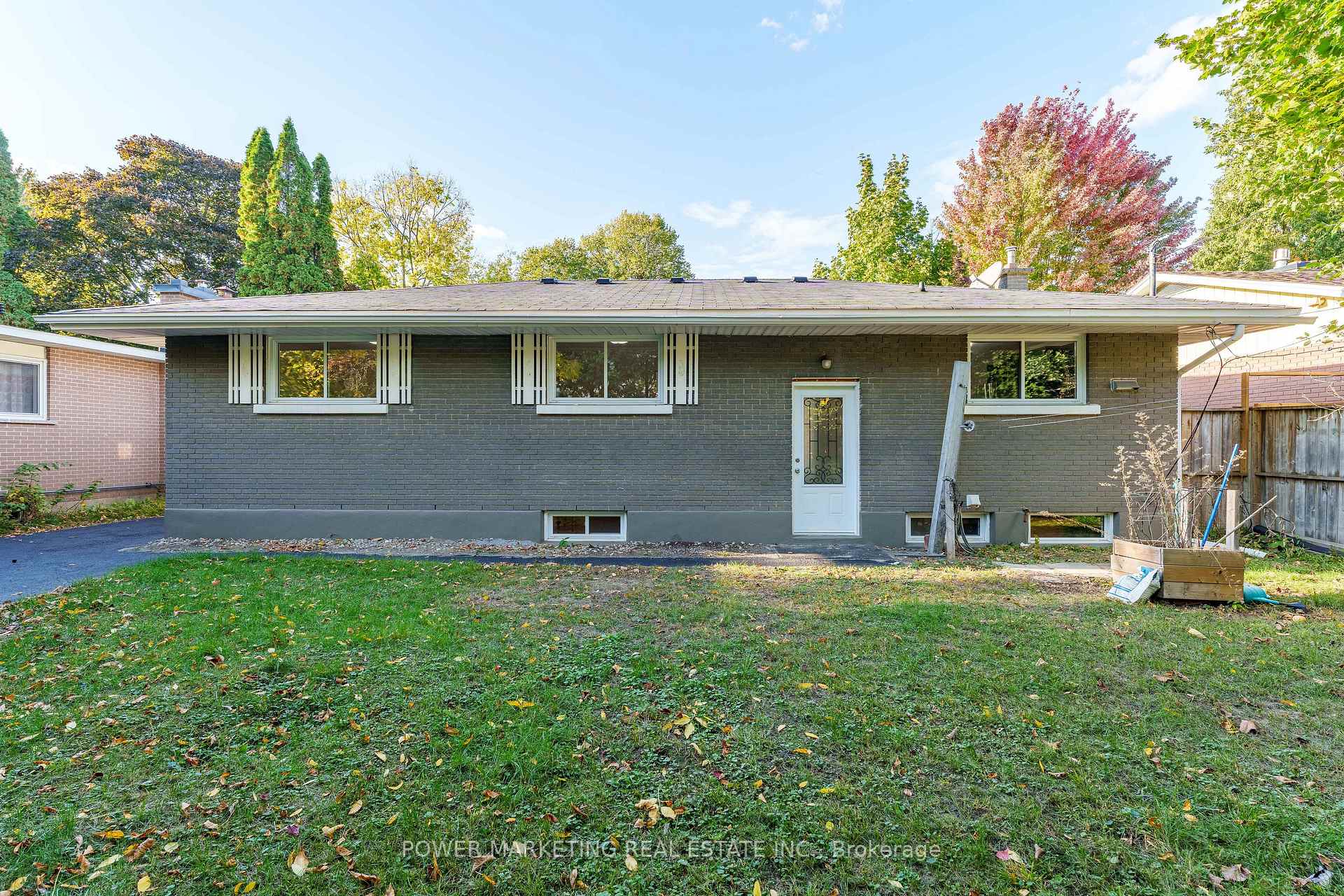 Photo 24 of 2372 Riley Avenue, Ottawa, Queensway Terrace South/Ridgeview — HOMEH