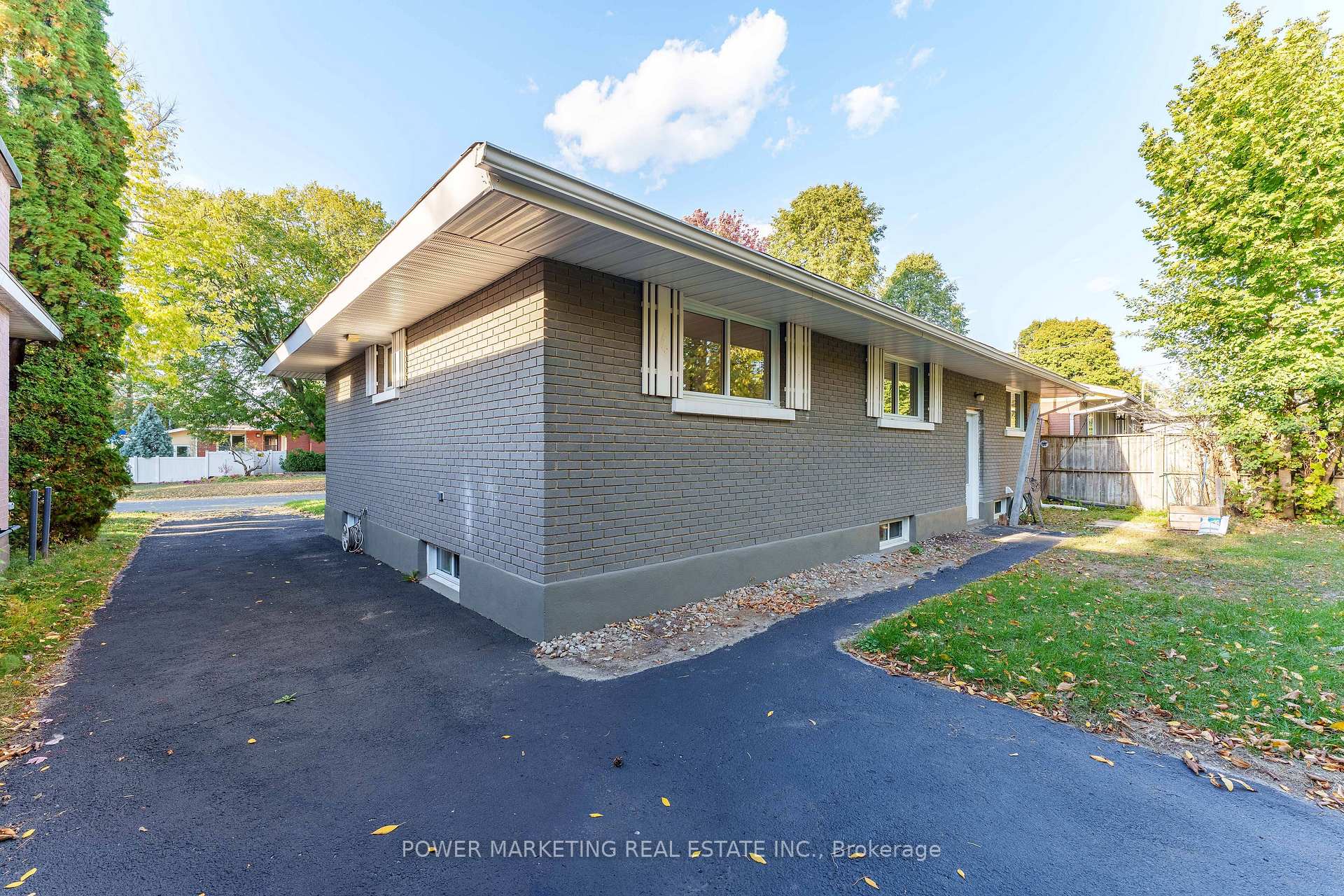 Photo 26 of 2372 Riley Avenue, Ottawa, Queensway Terrace South/Ridgeview — HOMEH