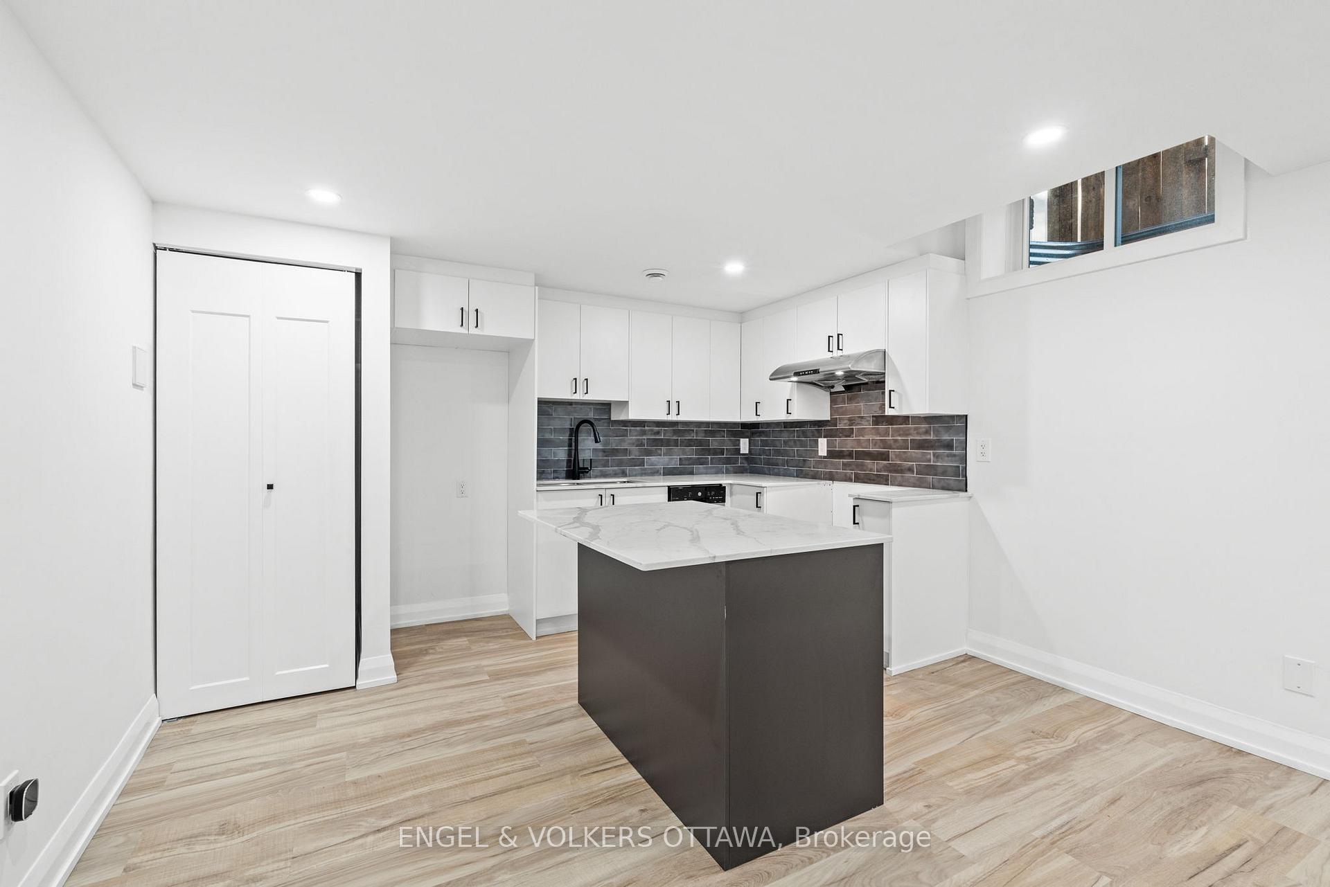Photo 8 of Unit B, 2305 Kay Street, Ottawa, Queensway Terrace South/Ridgeview — HOMEH