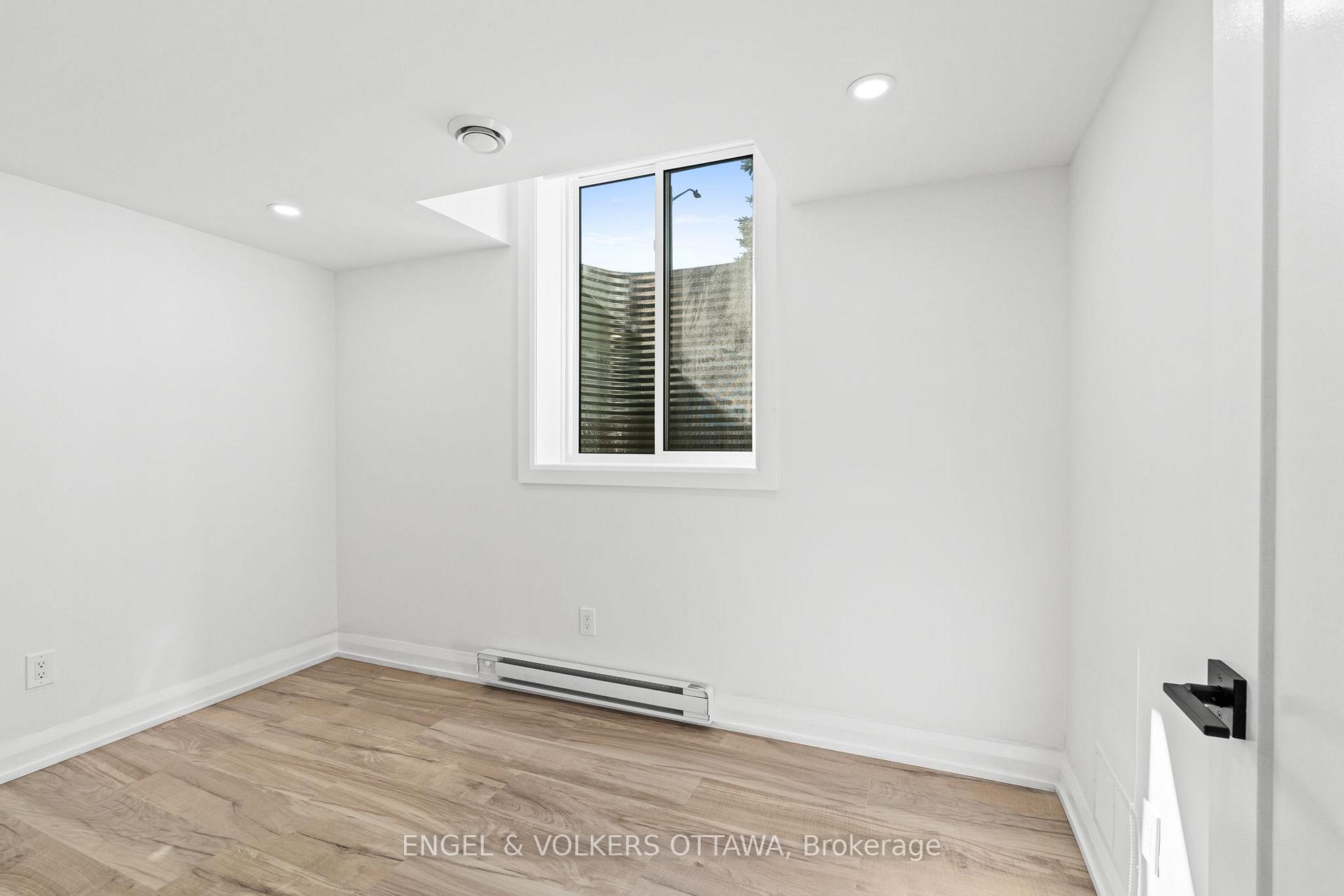 Photo 12 of Unit B, 2305 Kay Street, Ottawa, Queensway Terrace South/Ridgeview — HOMEH
