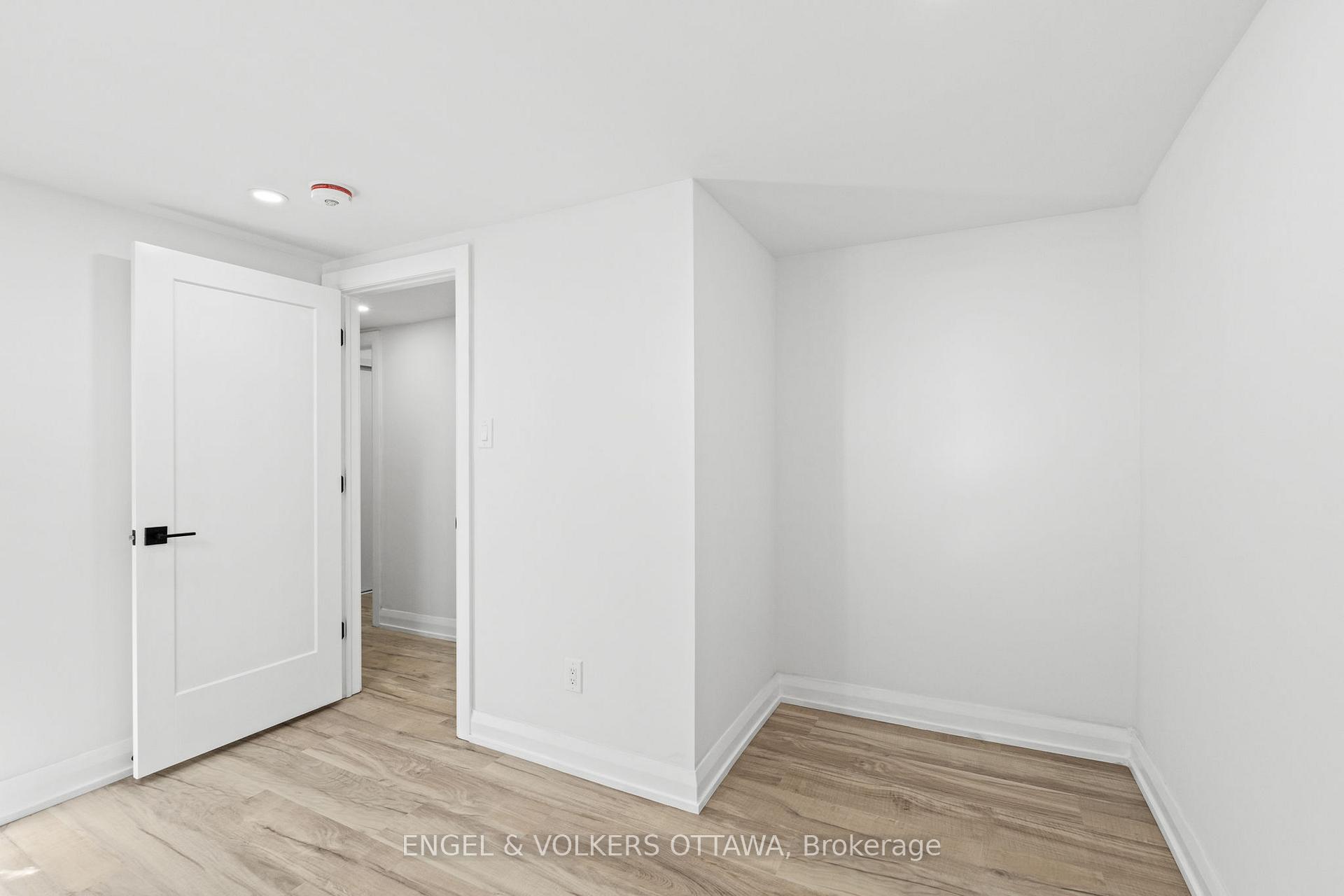 Photo 14 of Unit B, 2305 Kay Street, Ottawa, Queensway Terrace South/Ridgeview — HOMEH