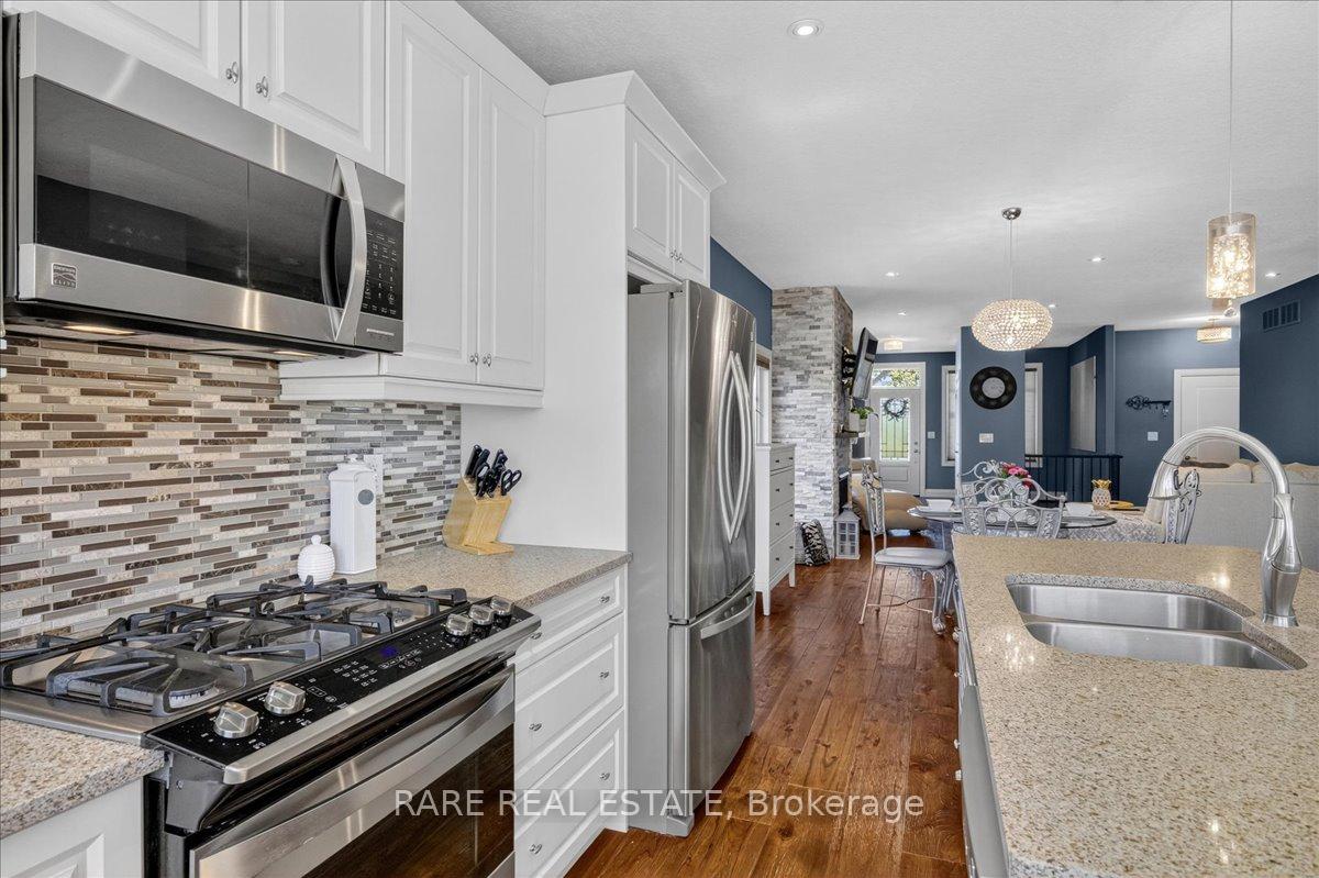 Photo 22 of 78 Landscape Drive, Oro-Medonte, Horseshoe Valley — HOMEH