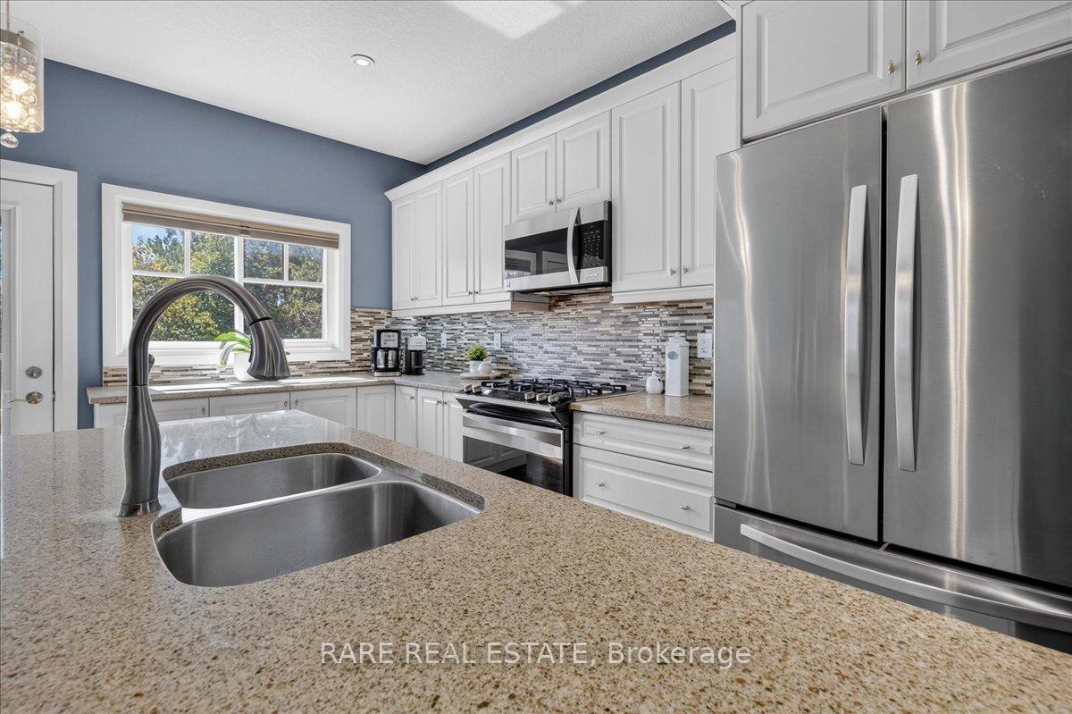 Photo 23 of 78 Landscape Drive, Oro-Medonte, Horseshoe Valley — HOMEH